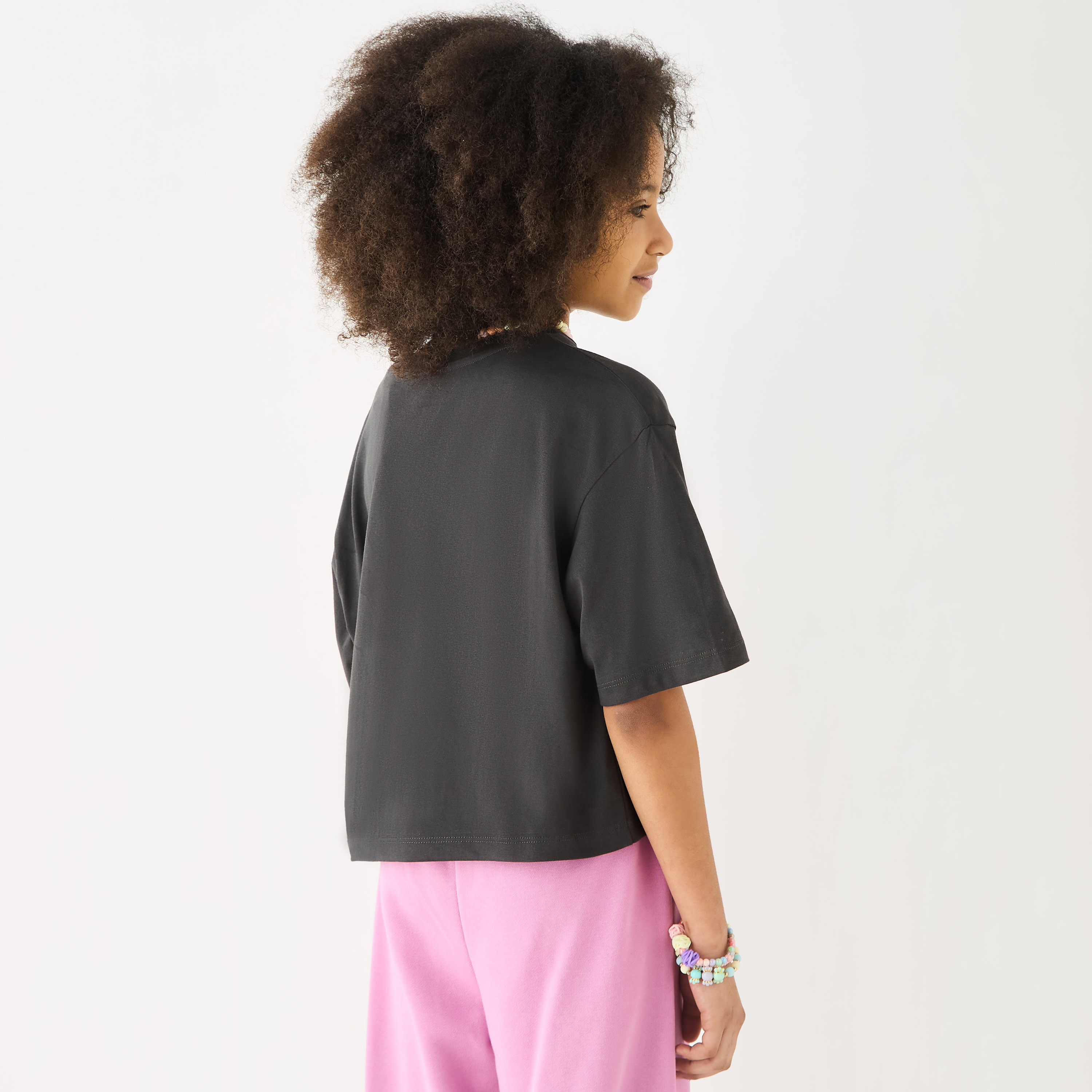 تيشيرت بياقة ضيقة وأكمام قصيرة وطبعات جرافيك من جونيورز-girls-clothing-tshirts-image-3