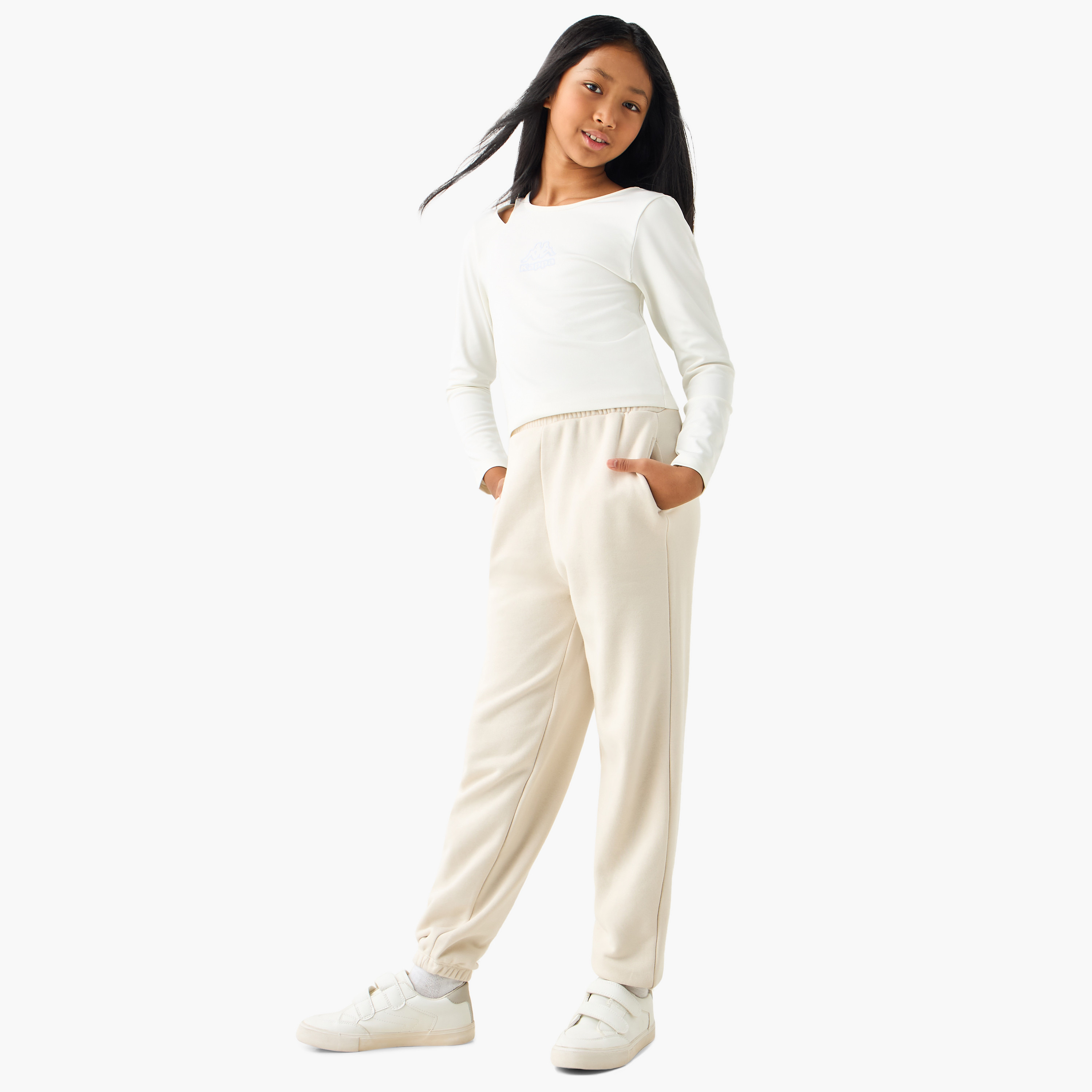 Buy Juniors Solid Joggers with Pockets and Drawstring Closure Online Babyshop UAE