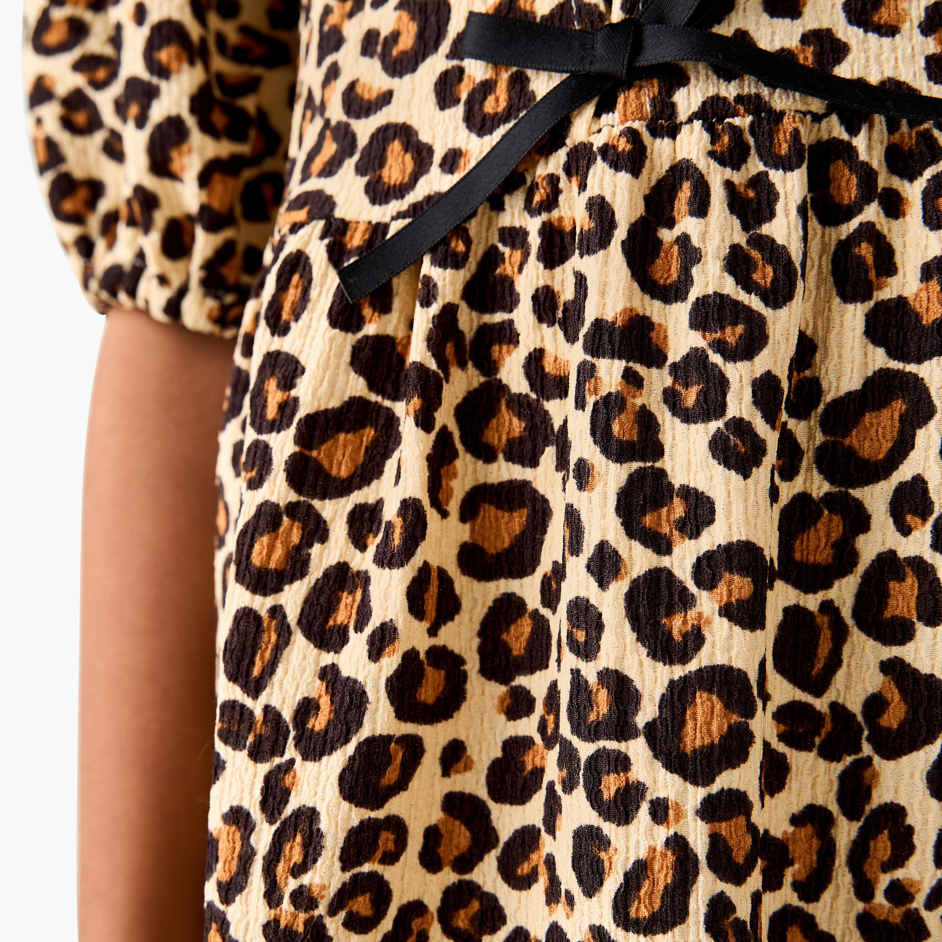 فستان بأكمام منفوخة وطبعات حيوانات من جونيورز-girls-clothing-dressesandjumpsuits-image-5