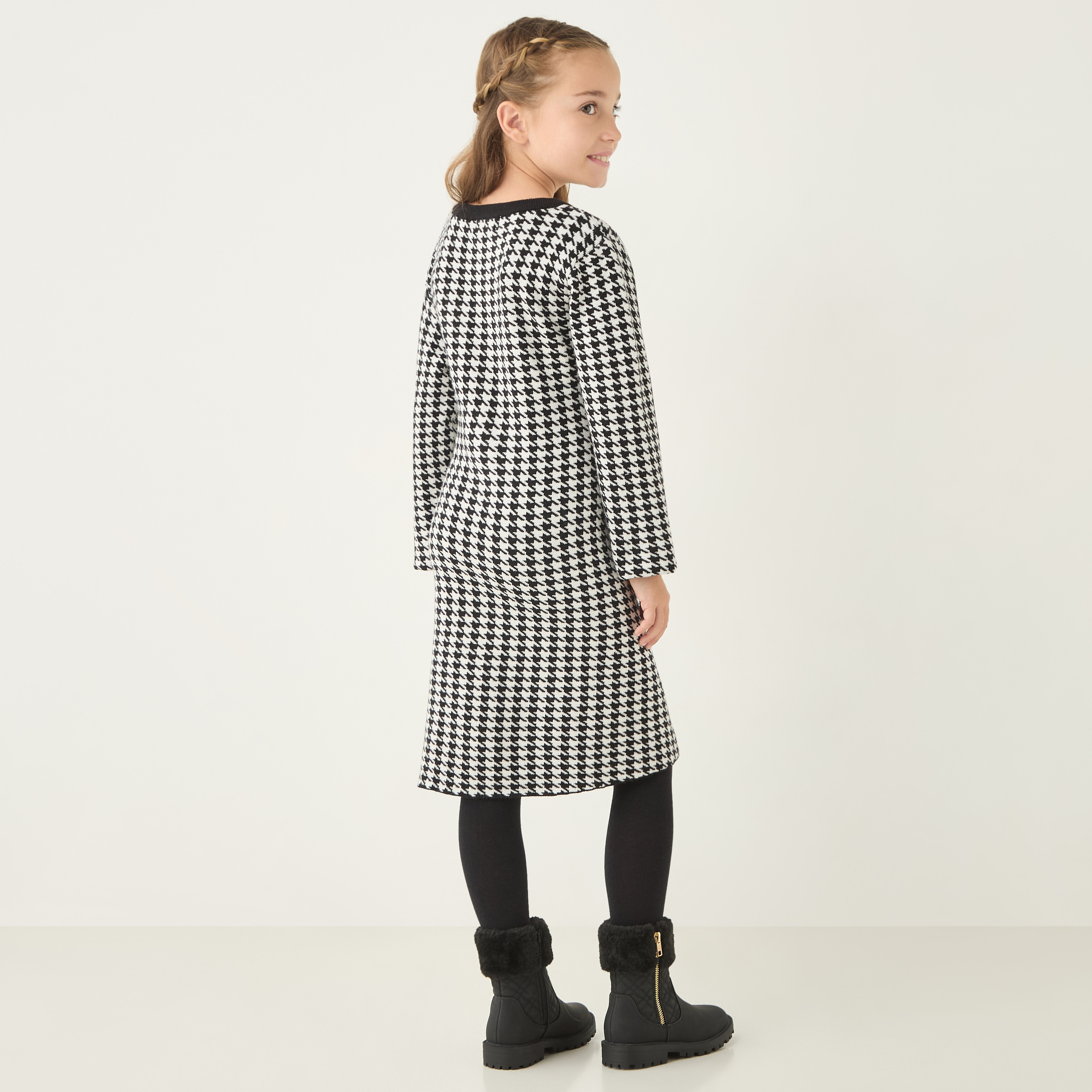 فستان إيه لاين كاروهات بأكمام طويلة وياقة مستديرة من جونيورز-girls-clothing-dressesandjumpsuits-image-4