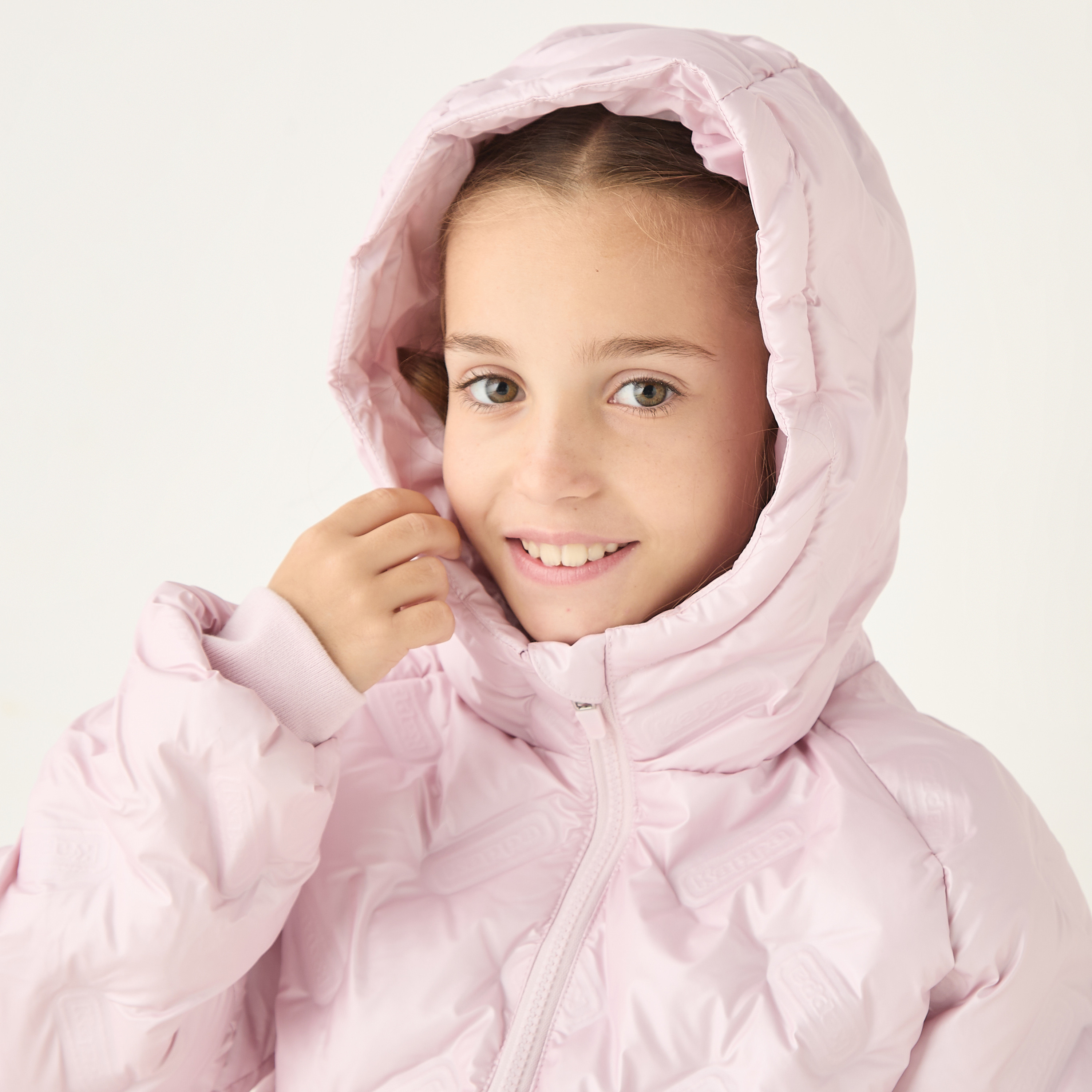 جاكيت ثقيل بسحاب إغلاق وتفاصيل شعار من كابا-sports-girls-clothing-jackets-image-1