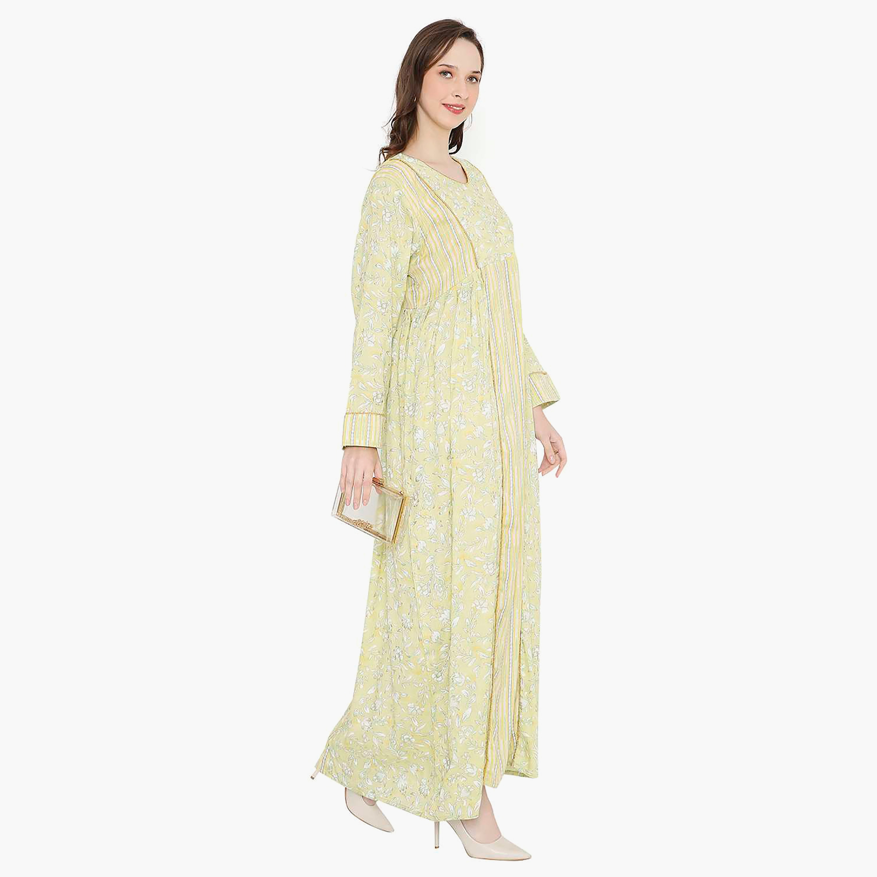 جلابية نسائية بفتحة رقبة دائرية مزينة باللؤلؤ من هانا آند سارة-women-arabicclothing-jalabiyas-image-9