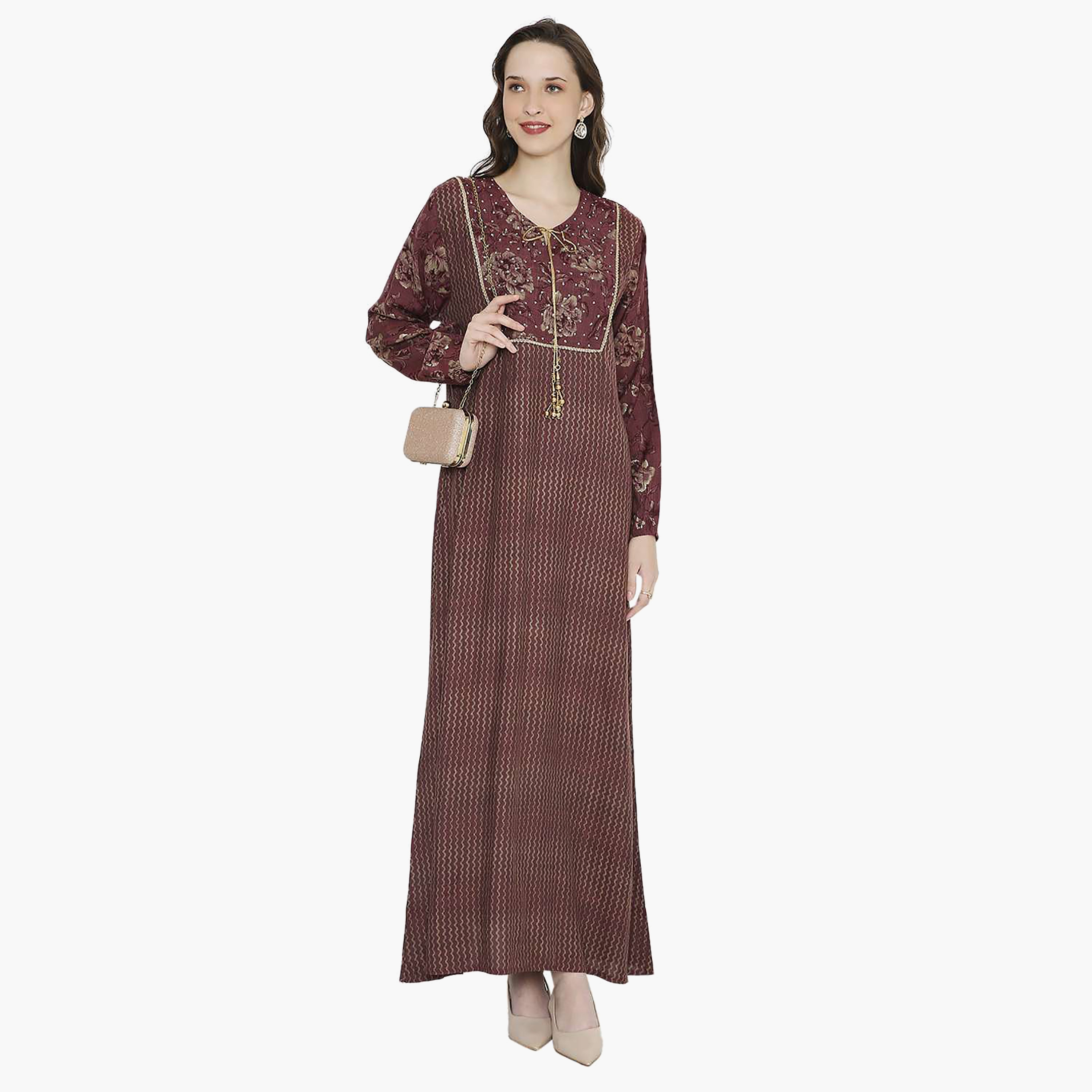 قفطان احتفالي نسائي مطبوع ومزين بأحجار الراين وفتحة رقبة مفتوحة من هانا آند سارة-women-arabicclothing-jalabiyas-image-8