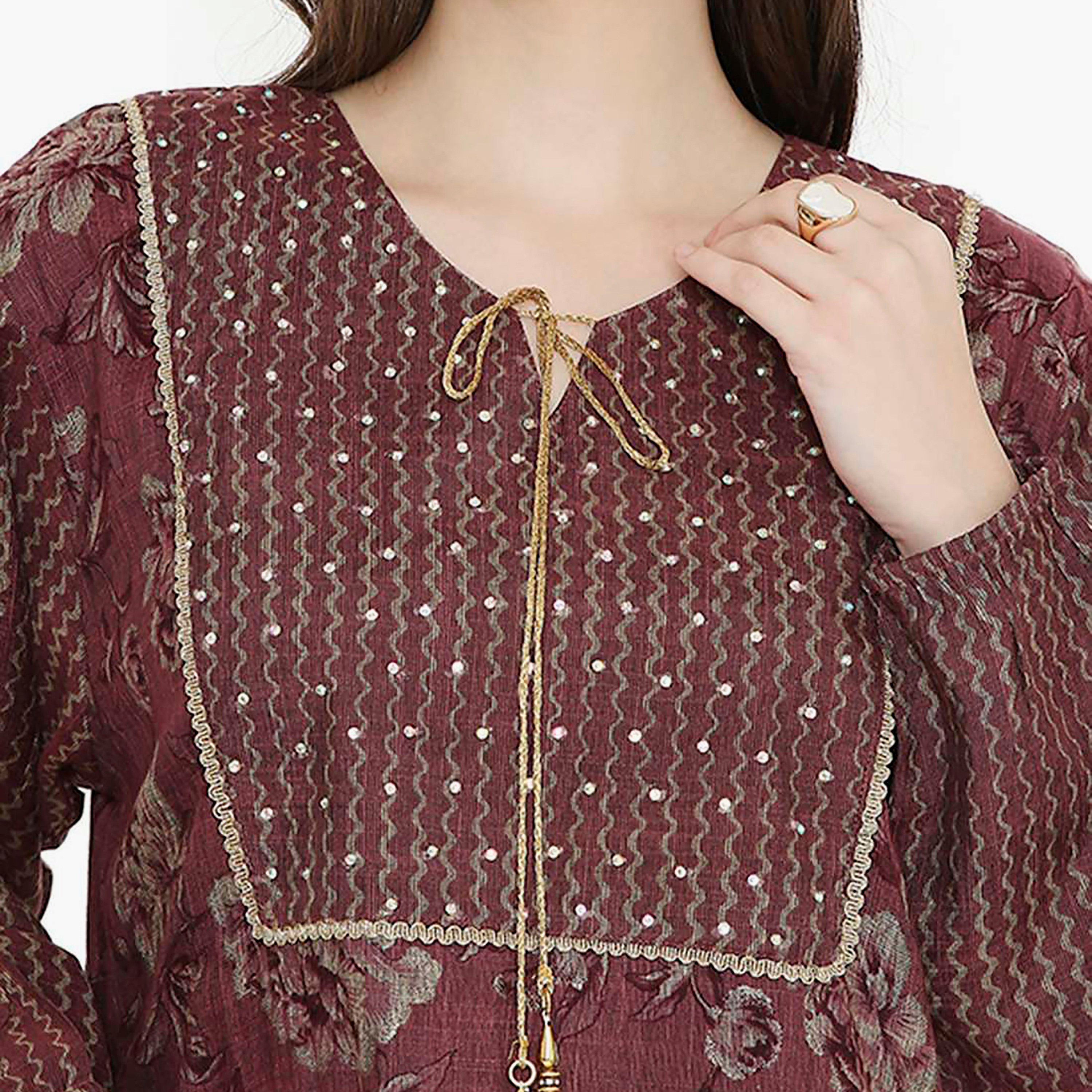 جلابية نسائية مزينة بأحجار الراين وفتحة رقبة مفتوحة من هانا آند سارة-women-arabicclothing-jalabiyas-image-7
