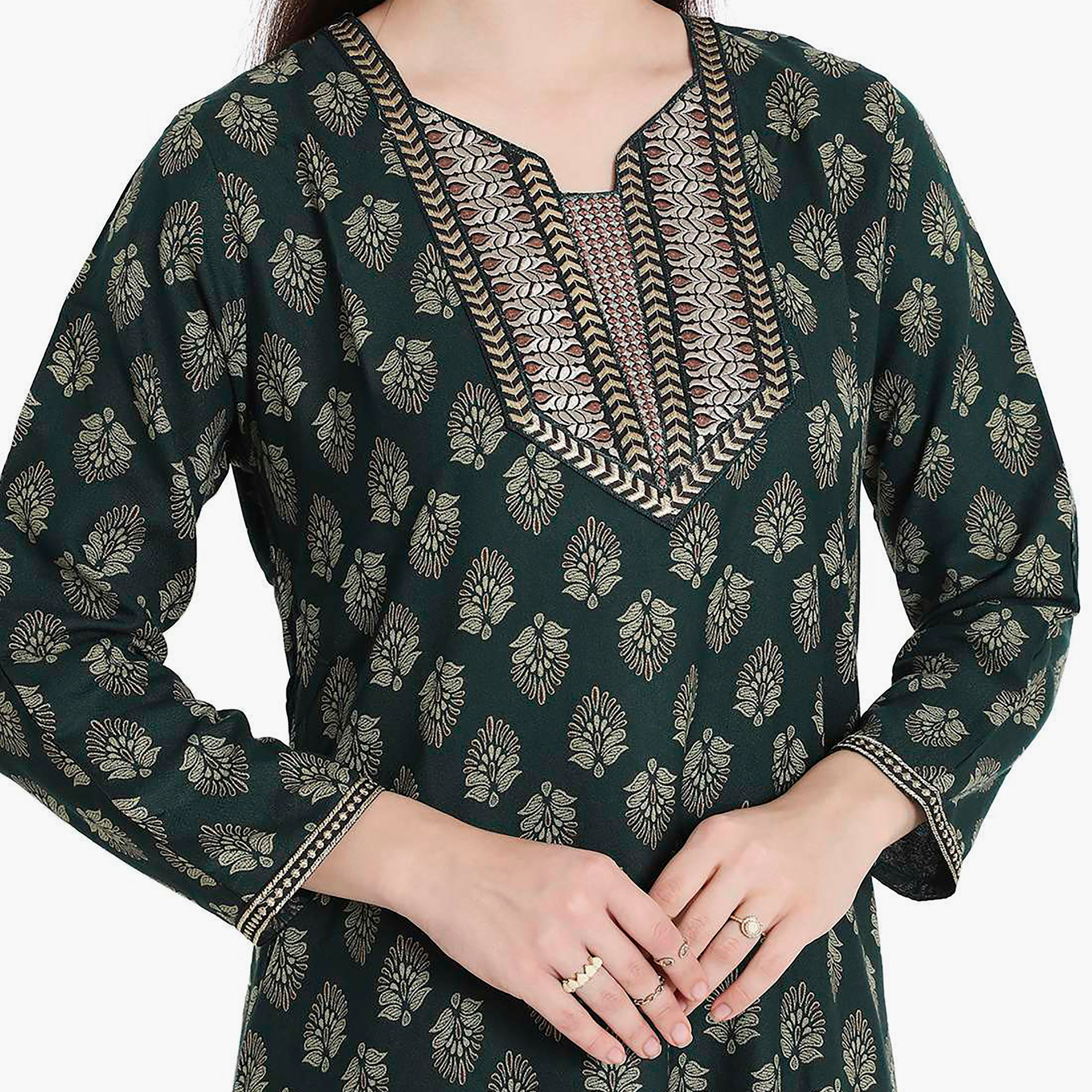 جلابية نسائية مطرزة بعقدة عنق من هانا آند سارة-women-arabicclothing-jalabiyas-image-12