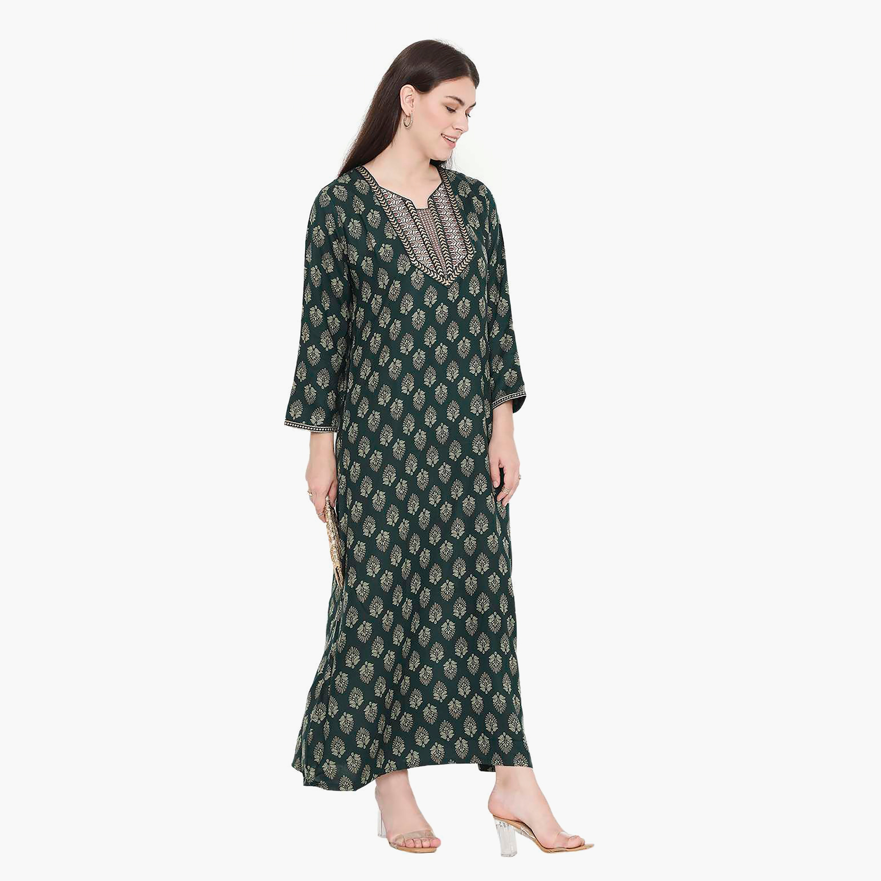 جلابية نسائية مطرزة بعقدة عنق من هانا آند سارة-women-arabicclothing-jalabiyas-image-14
