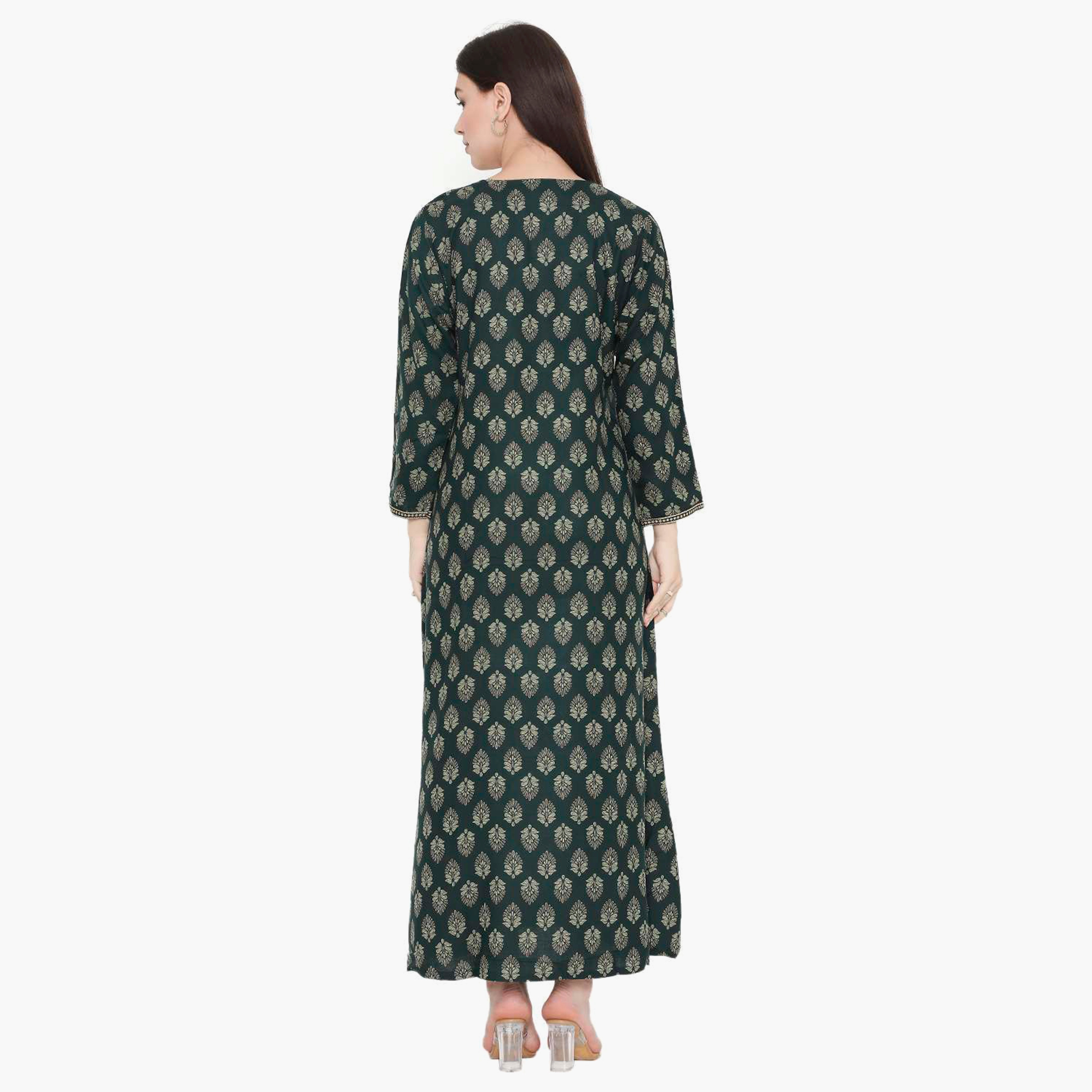 جلابية نسائية مطرزة بعقدة عنق من هانا آند سارة-women-arabicclothing-jalabiyas-image-15