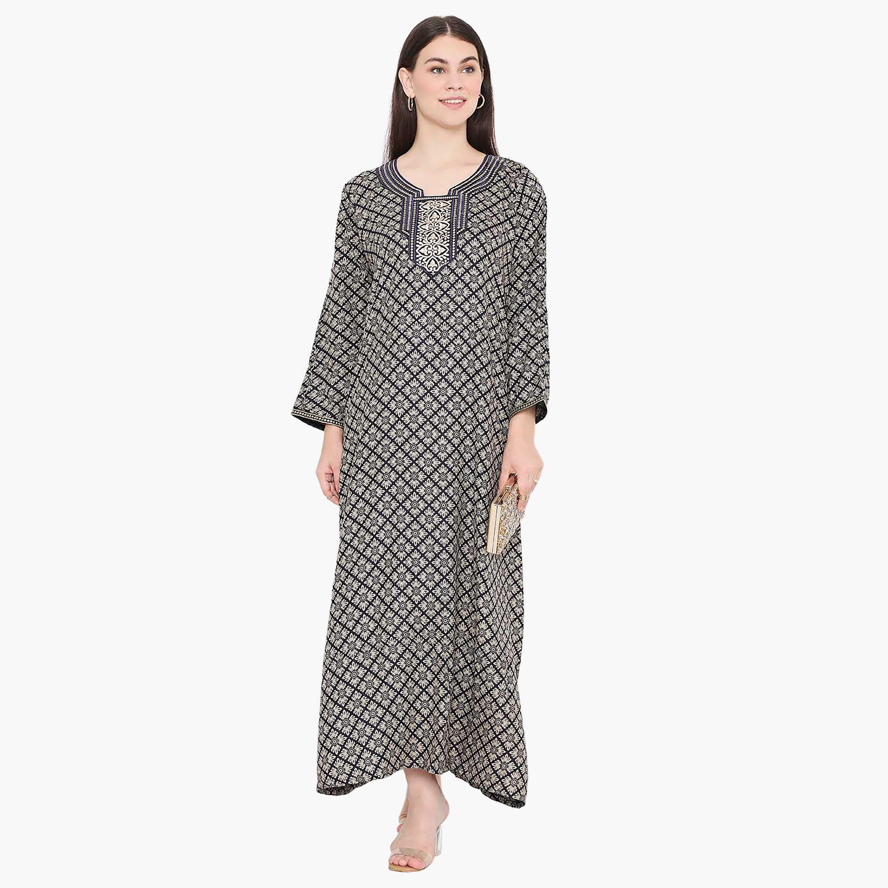 جلابية نسائية مطرزة بعقدة عنق من هانا آند سارة-women-arabicclothing-jalabiyas-image-1