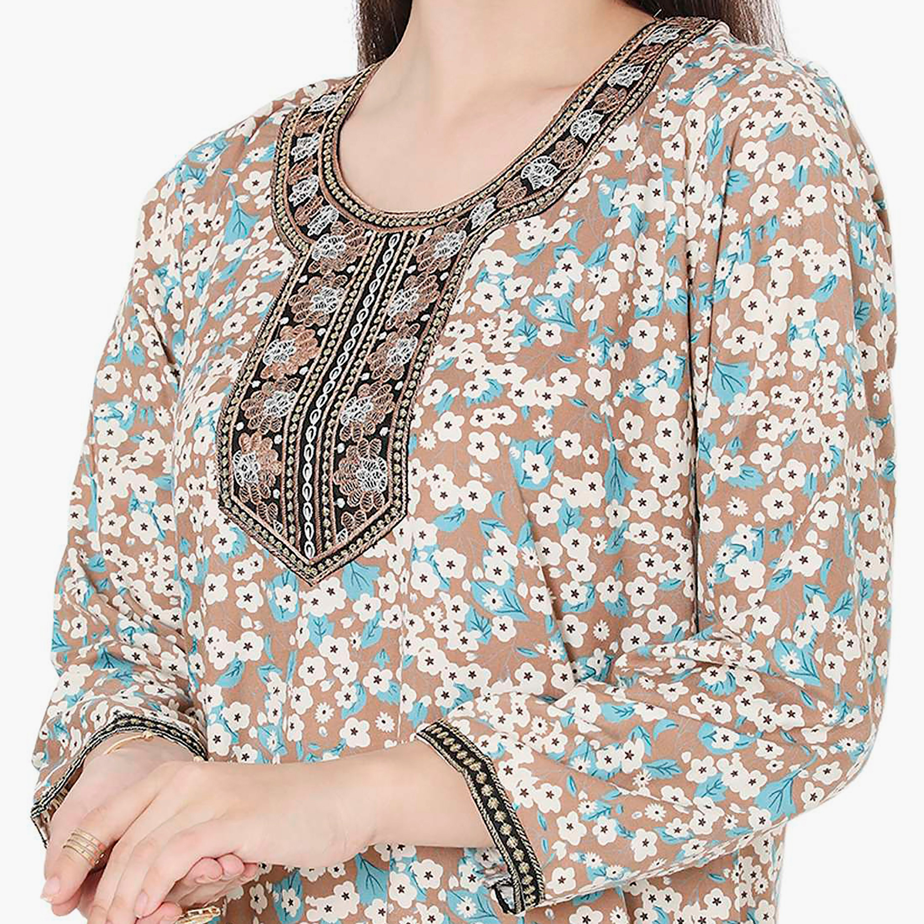 جلابية نسائية مطرزة بالزهور وعقدة عنق من هانا آند سارة-women-arabicclothing-jalabiyas-image-2