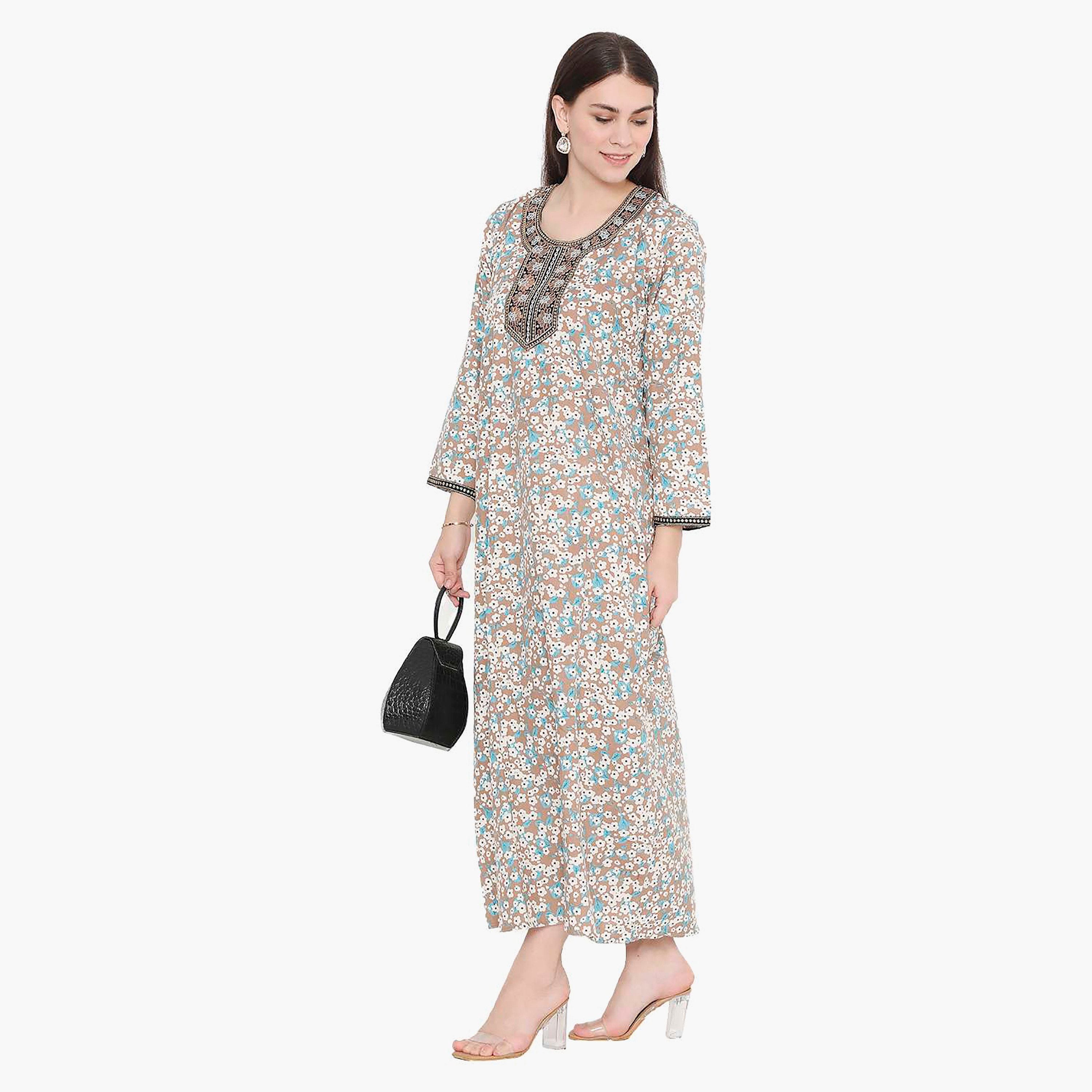 جلابية نسائية مطرزة بالزهور وعقدة عنق من هانا آند سارة-women-arabicclothing-jalabiyas-image-3