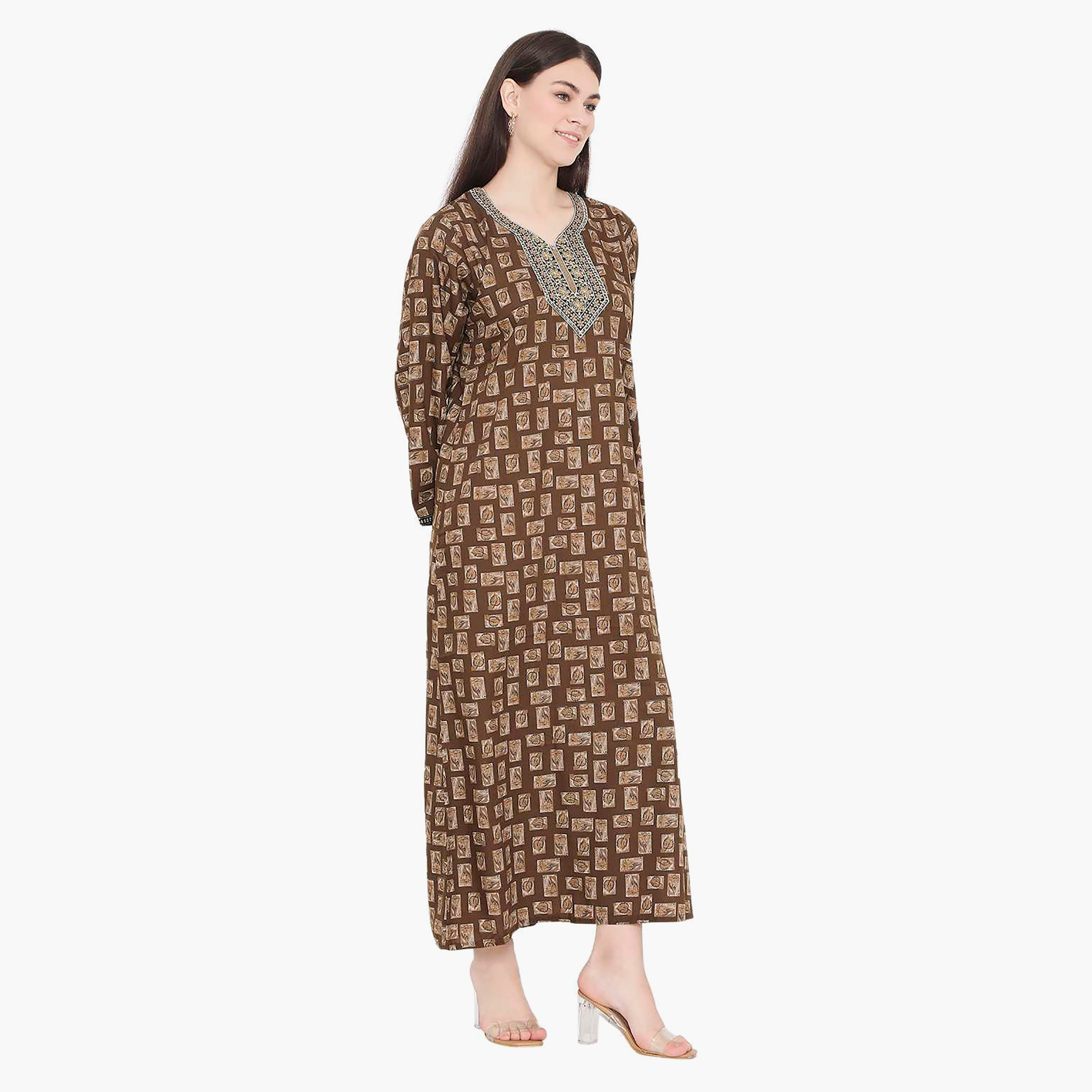 جلابية نسائية مطرزة بعقدة عنق من هانا آند سارة-women-arabicclothing-jalabiyas-image-4