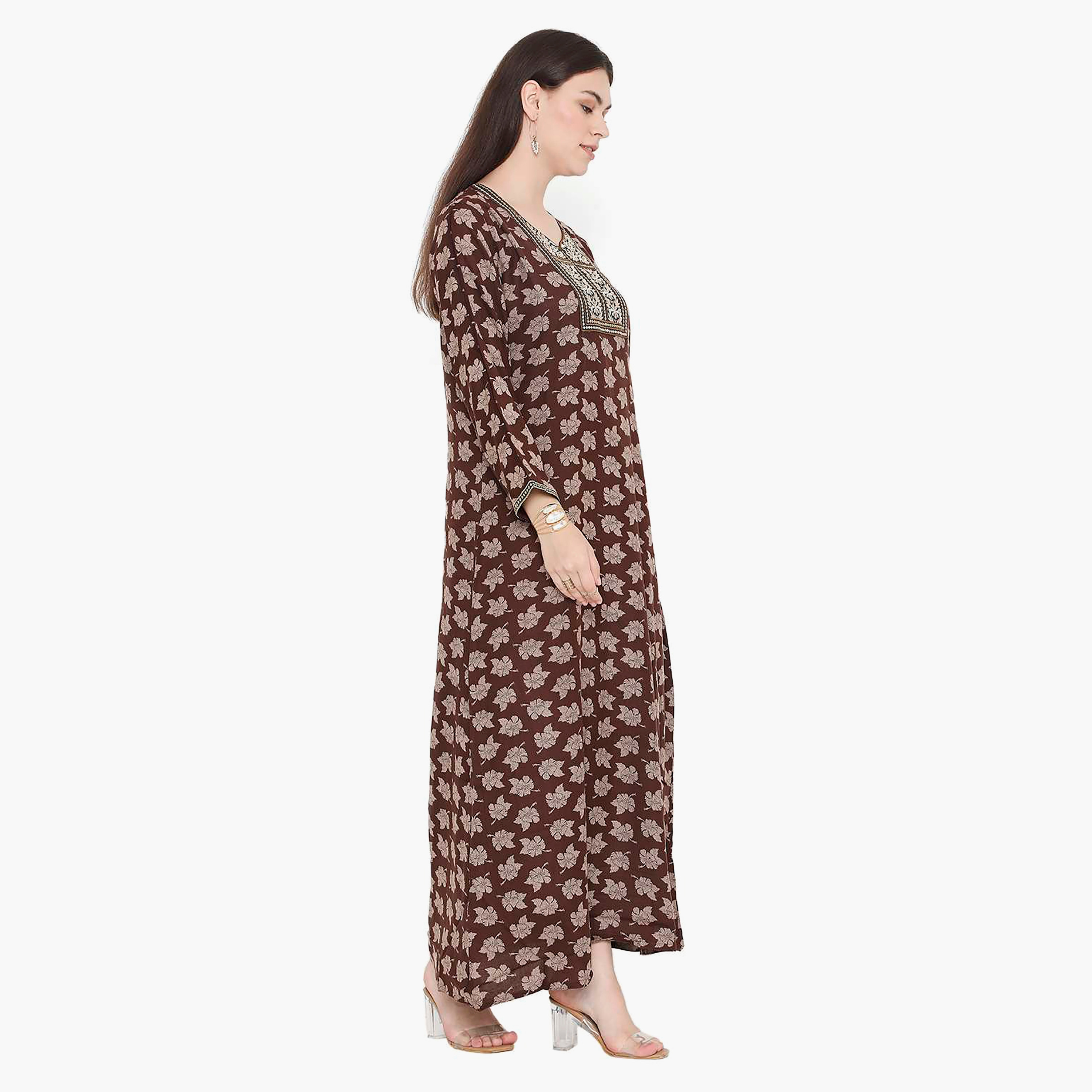 جلابية نسائية مطرزة بالزهور وعقدة عنق من هانا آند سارة-women-arabicclothing-jalabiyas-image-9