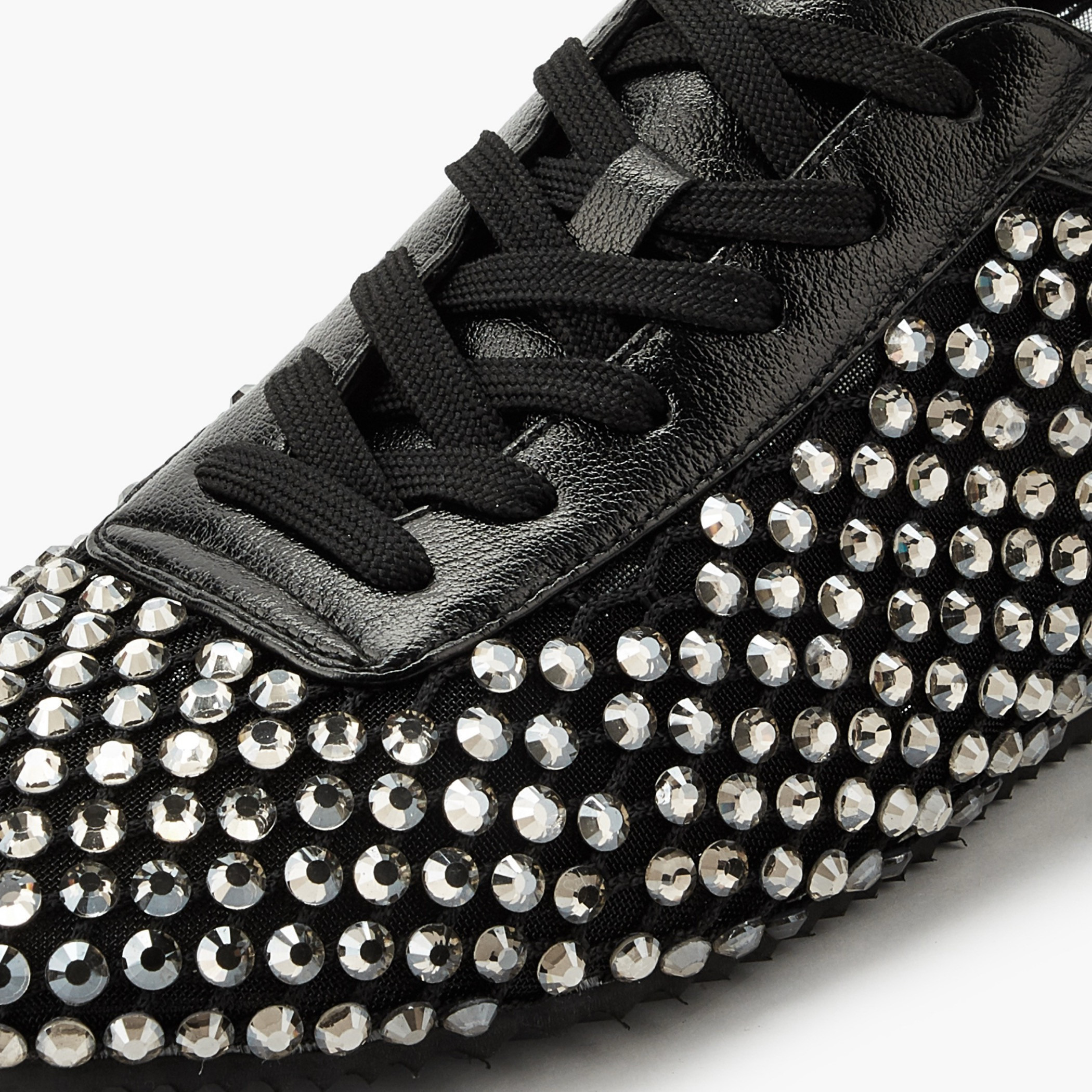 حذاء سنيكرز مرصع برباط إغلاق للنساء من سيليست-women-shoes-sneakers-image-4
