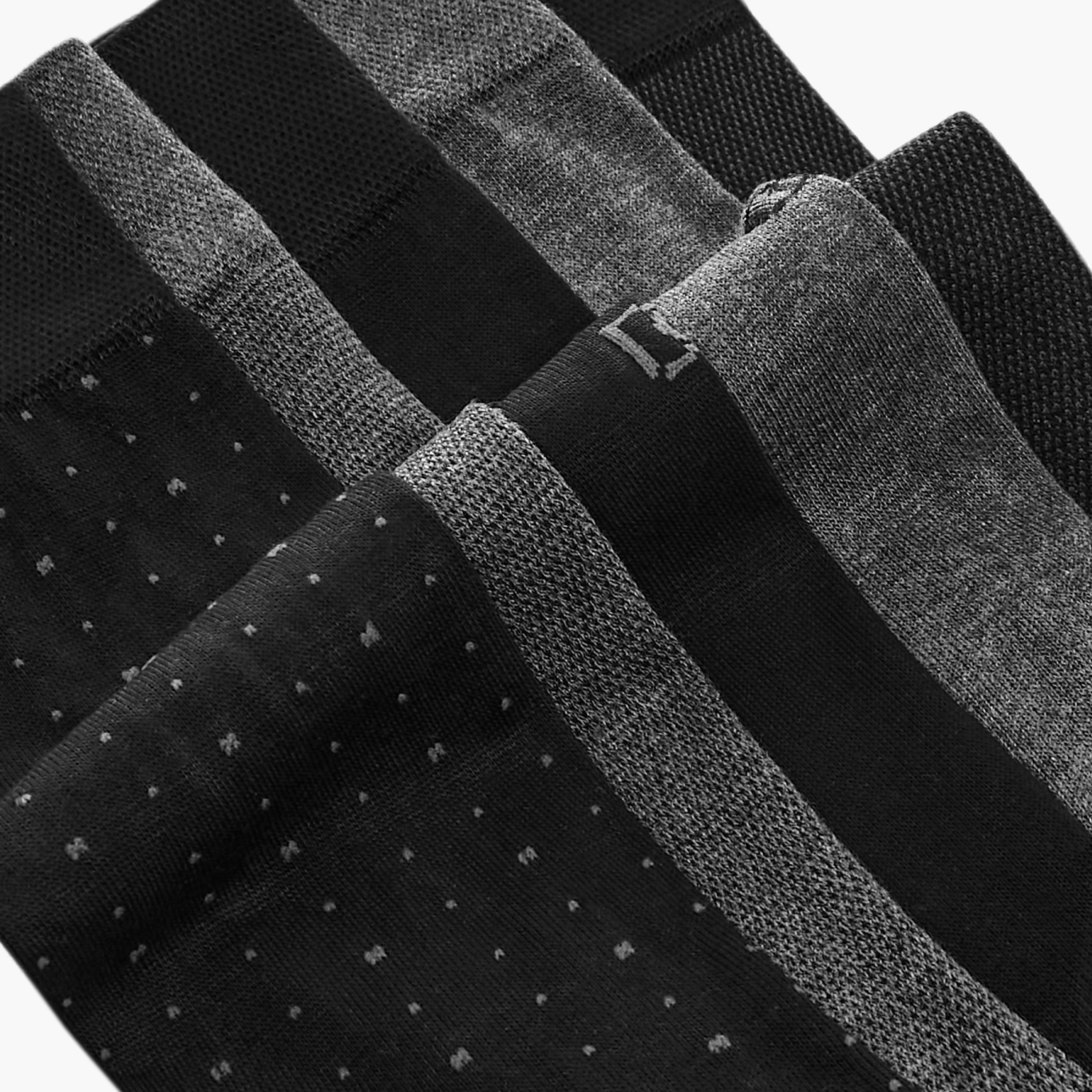 جوارب متنوعة بطول متوسط من دوتشيني - طقم من 5 أزواج-men-socks-image-3