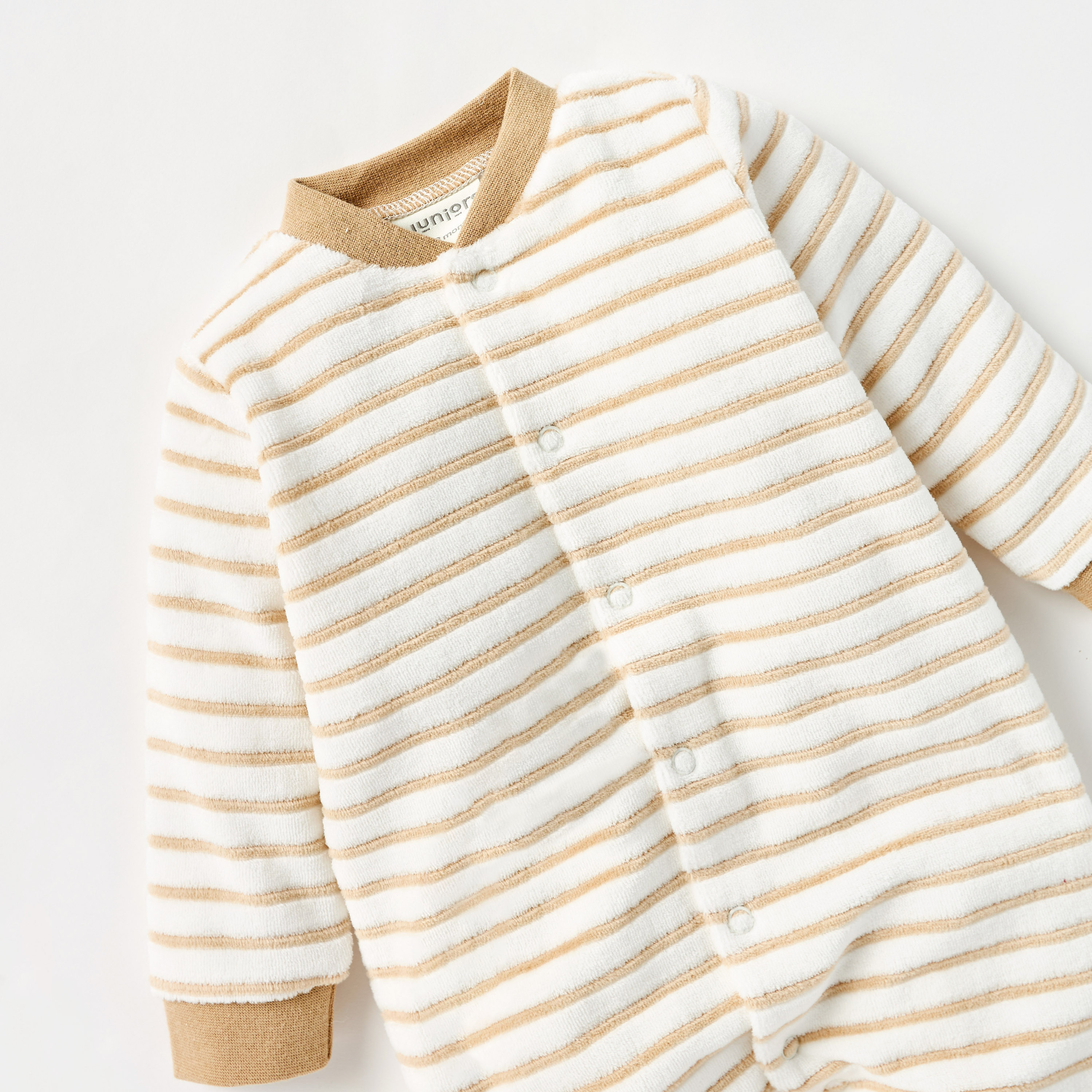 Juniors Striped Sleepsuit with Long Sleeves and Button Closure-baby-boys-clothing-winterwear-sleepsuits-image-3