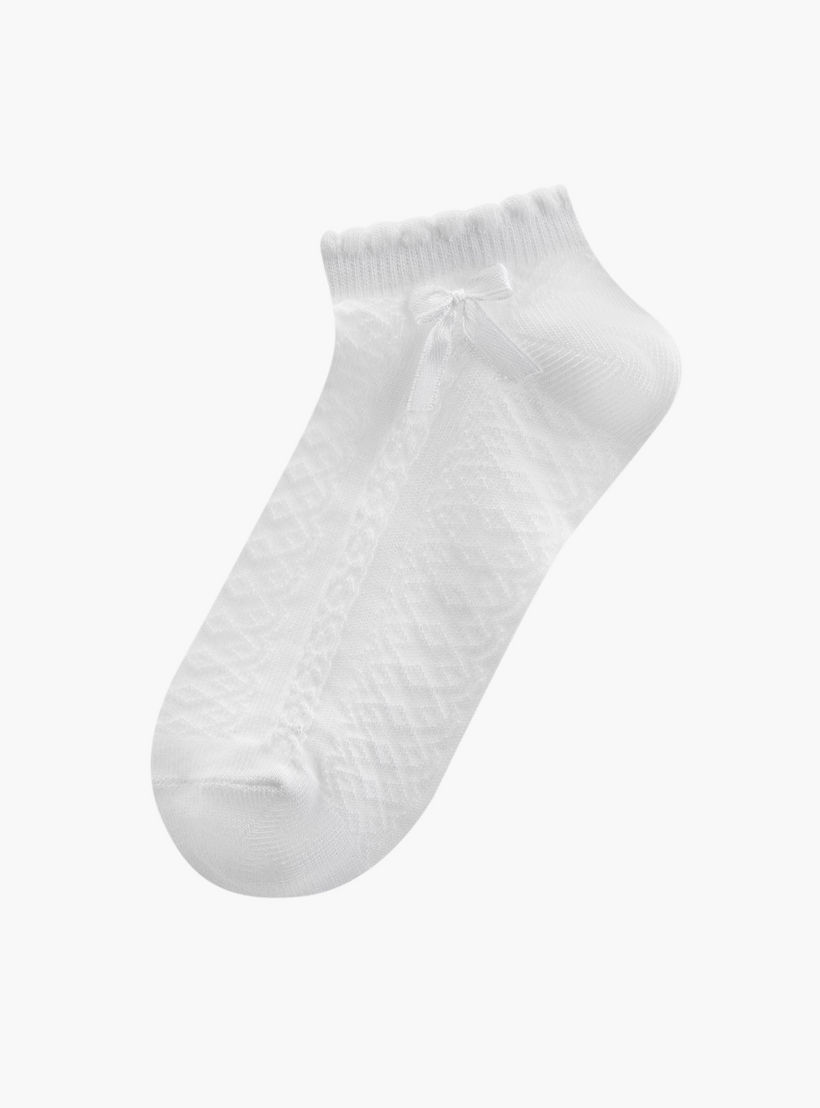 جوارب بارزة الملمس بطول الكاحل بحواف صدفية وفيونكة - طقم من 5 أزواج-girls-accessories-socks-image-2