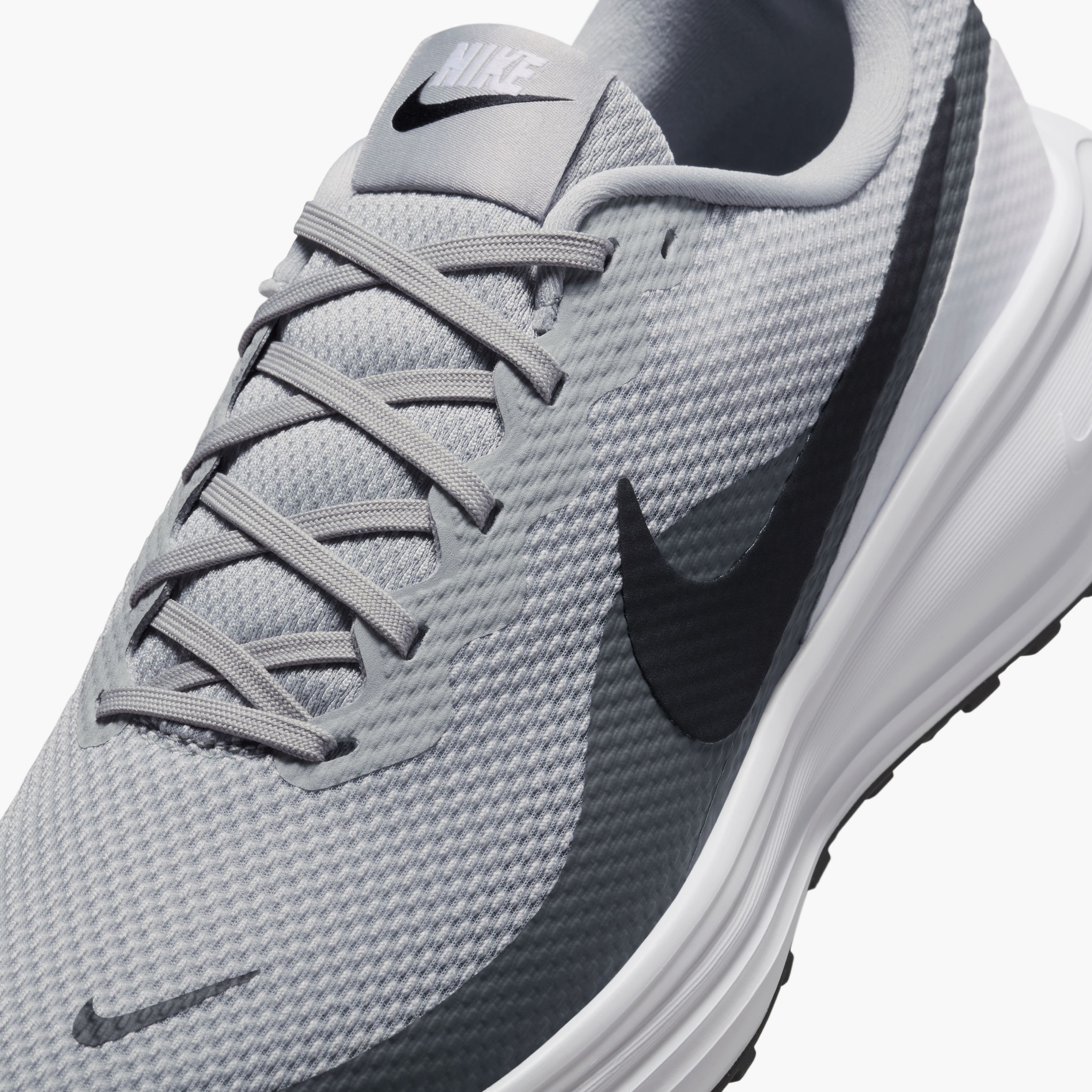 حذاء جري برباط إغلاق "ريفوليوشن 8" للرجال من نايك-men-shoes-sports-image-7