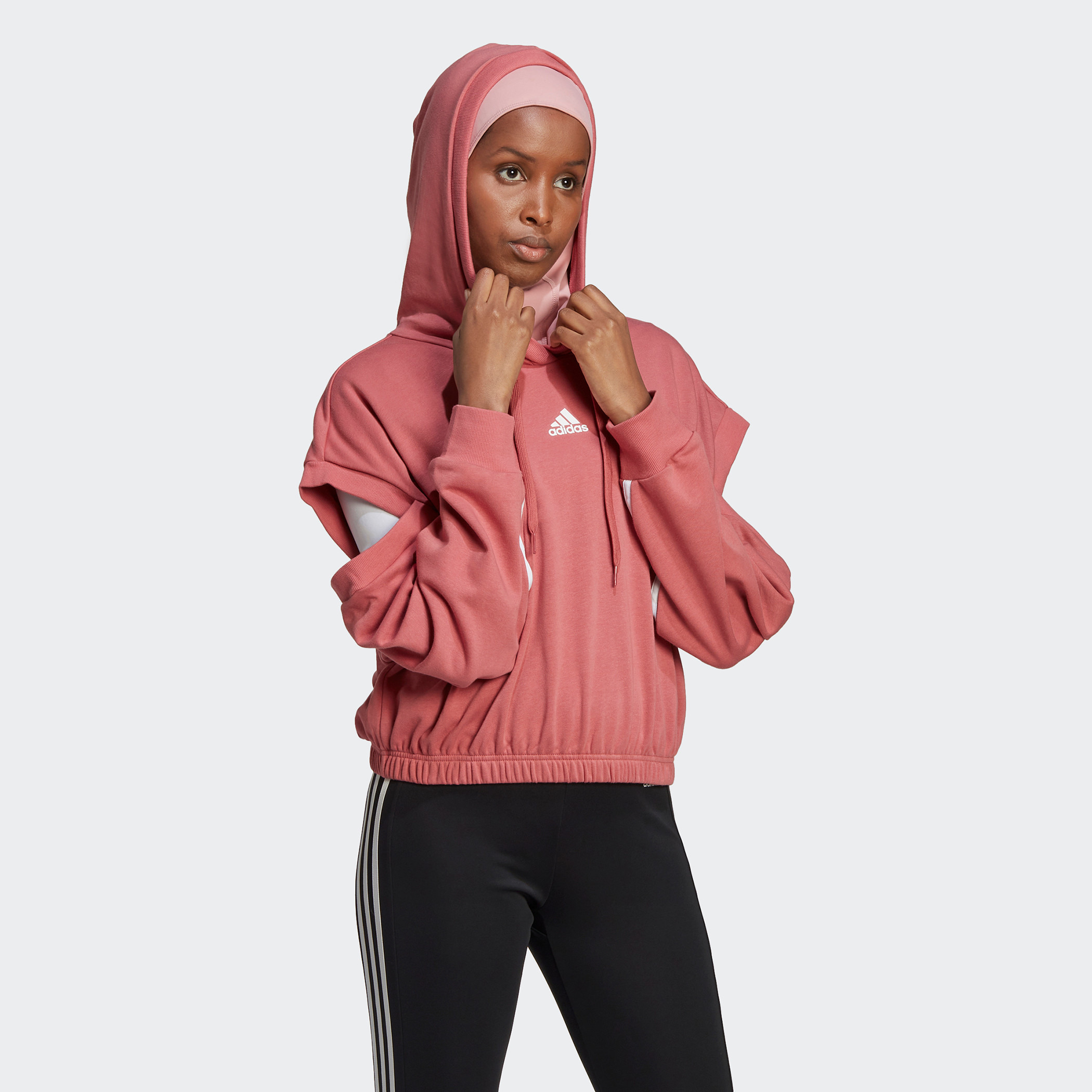 هودي نسائي بشعار من أديداس دبليو هيجلم ايج دي اس وي تي-sports-women-clothing-hoodiesandsweatshirts-image-3