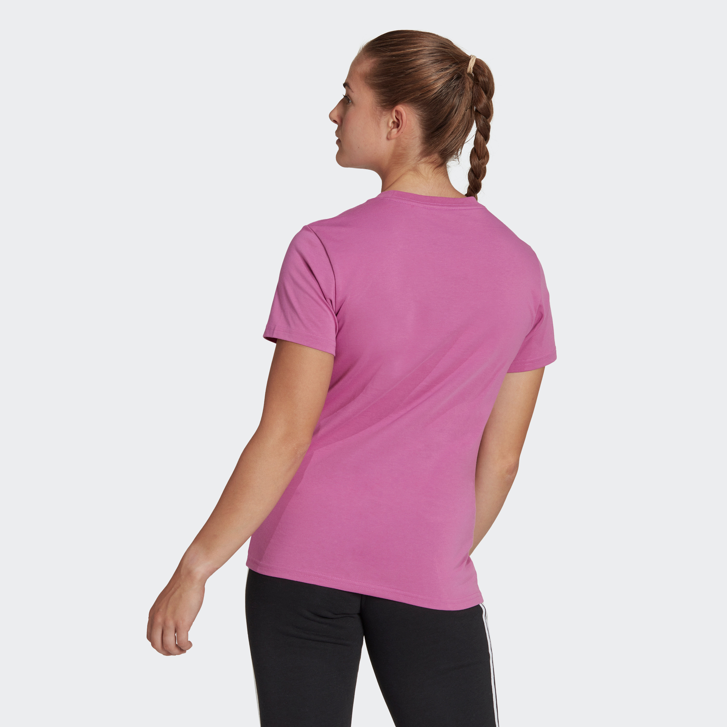 تي شيرت نسائي بشعار من أديداس دبليو بي ال تي-sports-women-clothing-tshirtsandvests-image-2