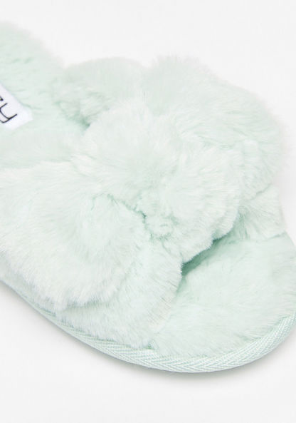 Cozy Plush Bedroom Slide Slippers with Bow Accent
