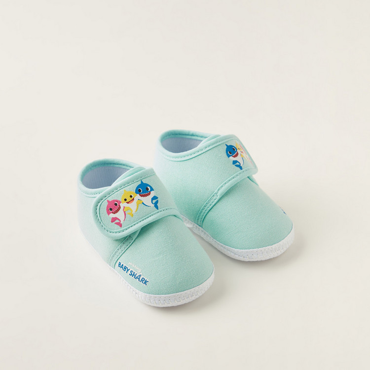 Baby Shark Printed Shoes with Hook and Loop Closure