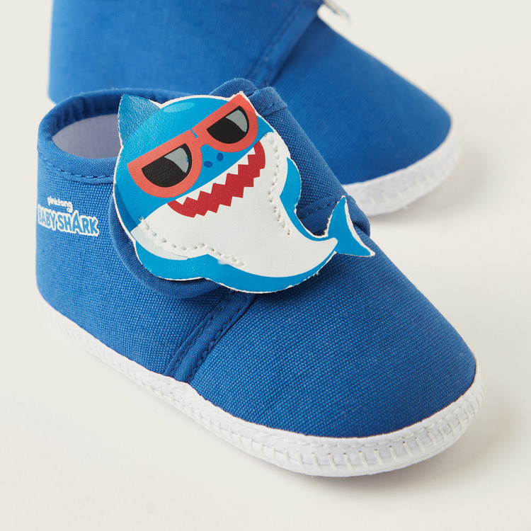 Baby Shark Print Baby Shoes with Hook and Loop Closure