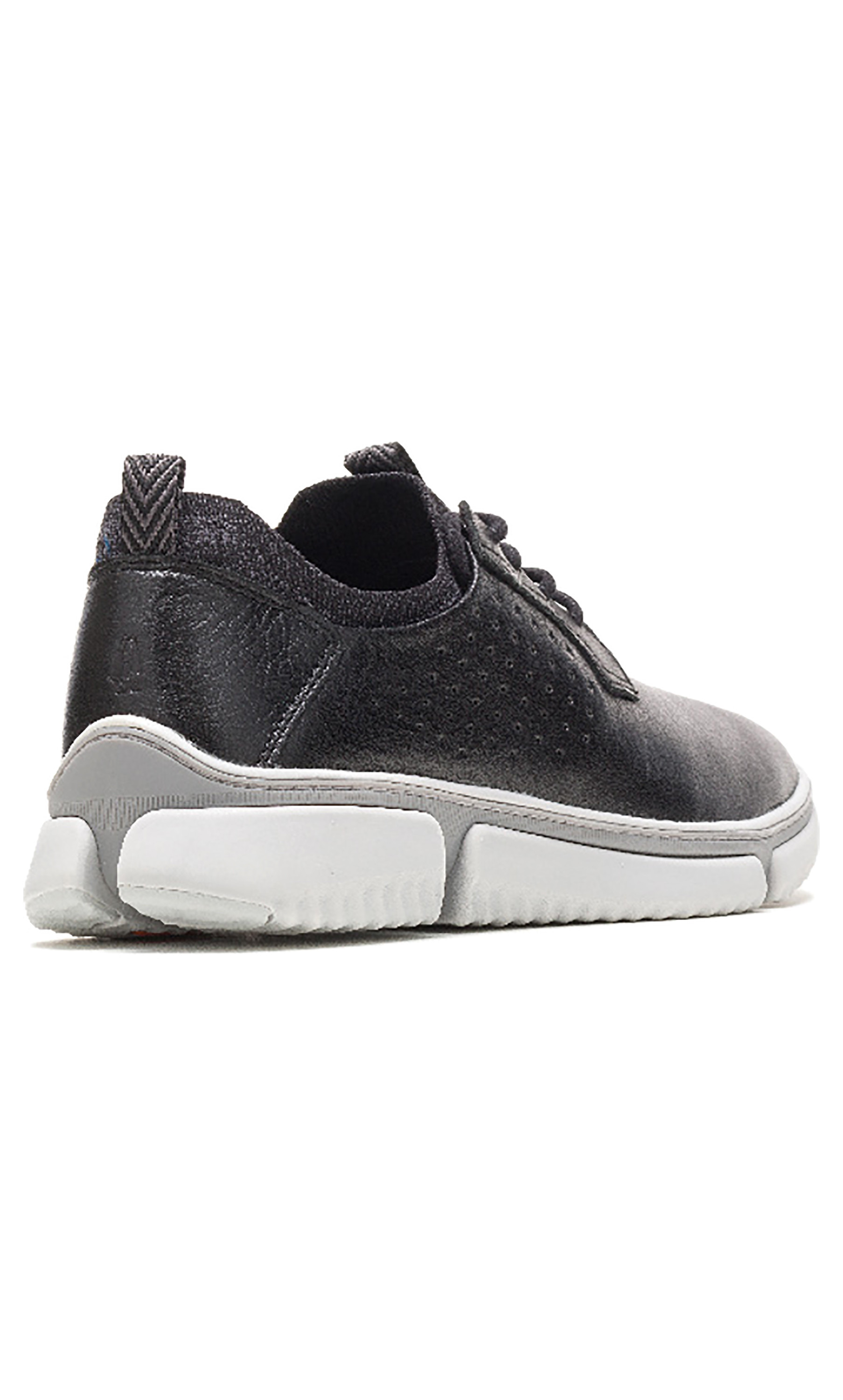 حذاء بينيت في تي أكسفورد برباط مثقوب من هاش بابيز للرجال مع لون أسود-men-shoes-sneakers-image-2