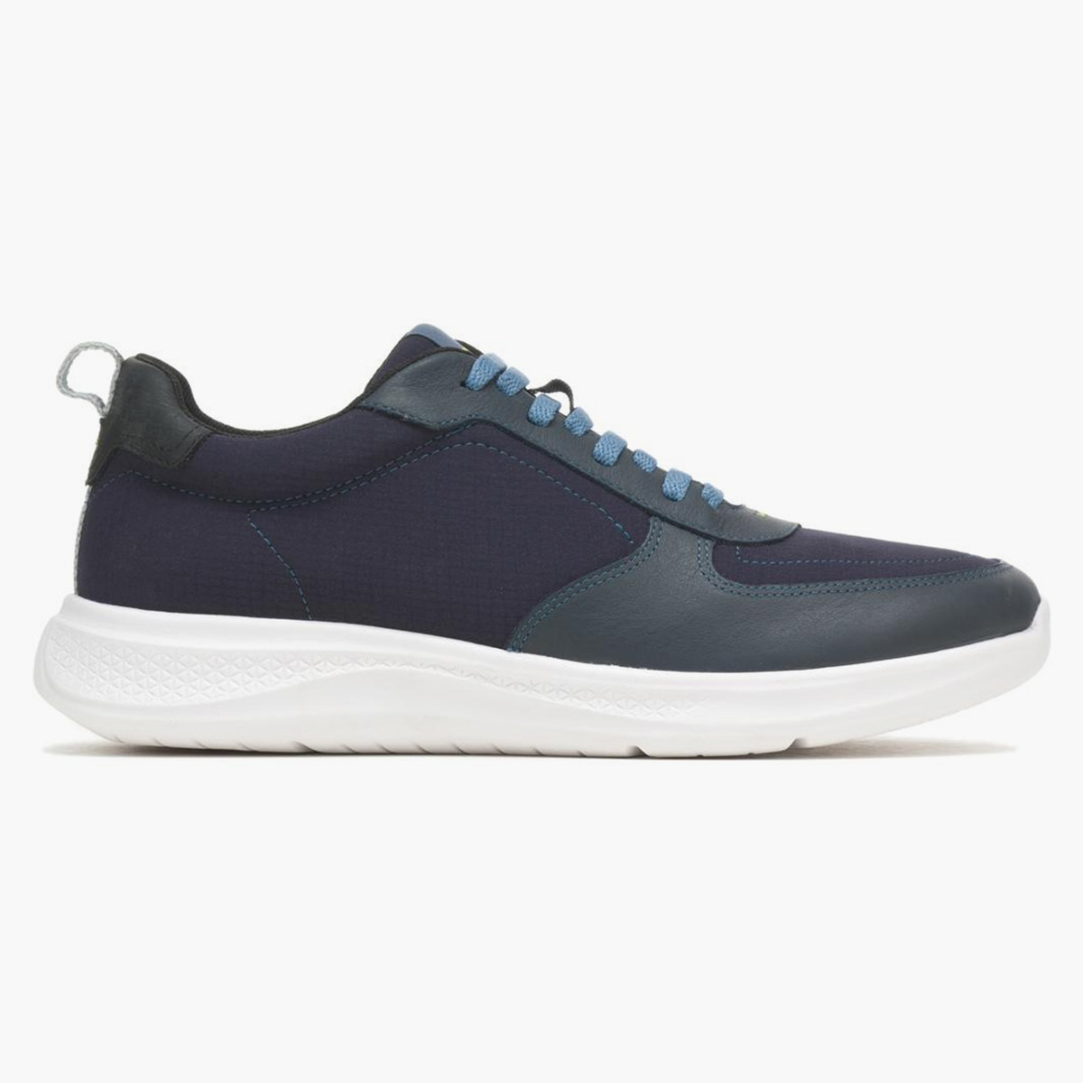 حذاء رياضي رجالي برباط علوي منخفض أزرق كحلي سادة من هاش بابيز-men-shoes-sneakers-image-1
