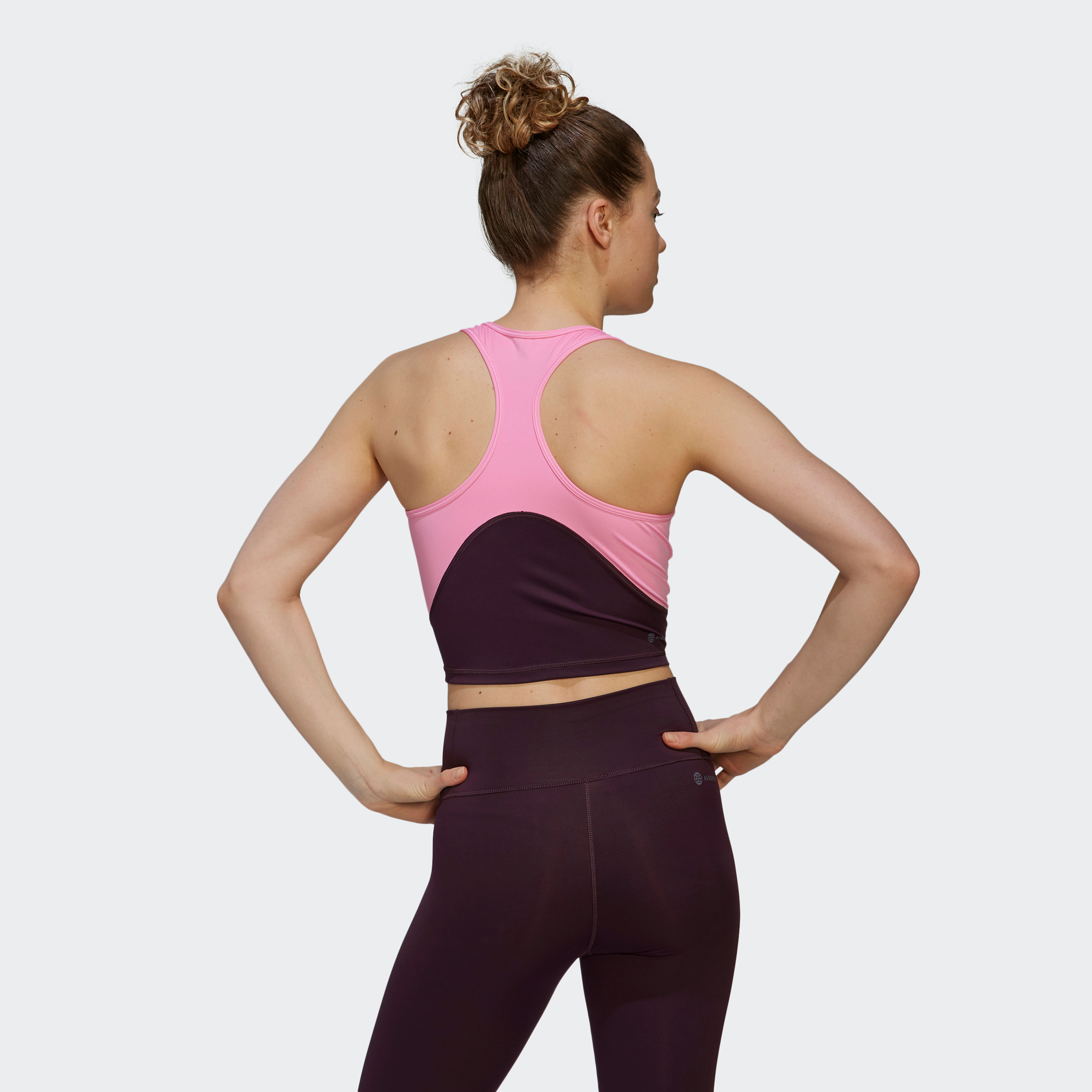 تانك توب نسائي بشعار من أديداس تي ار ان هييت كرو تي كي-sports-women-clothing-tshirtsandvests-image-2