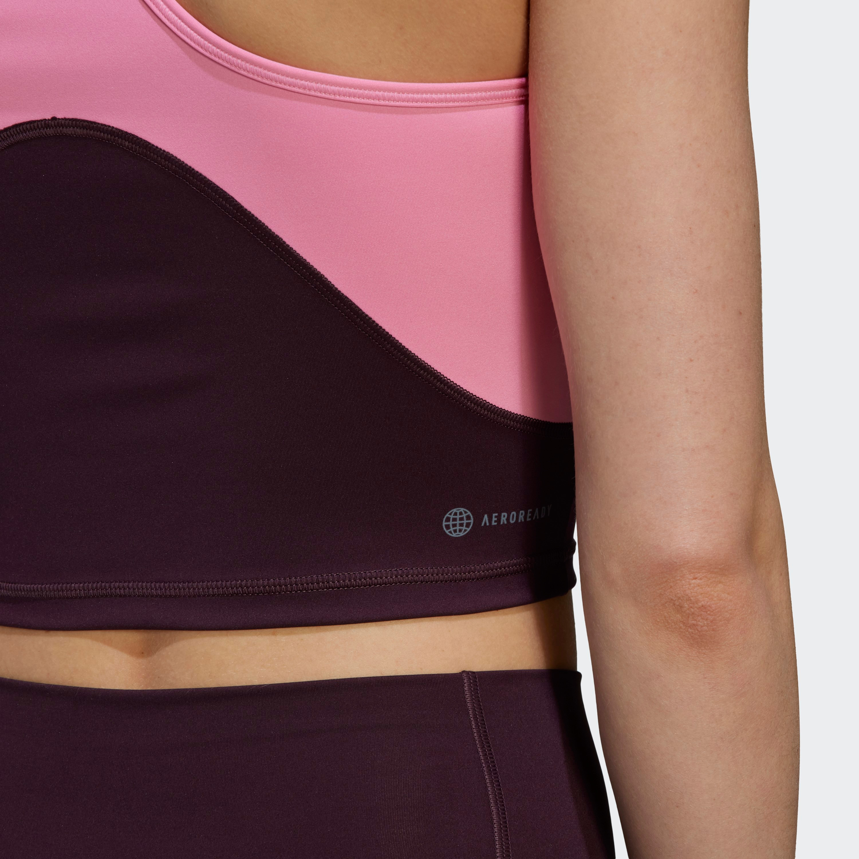 تانك توب نسائي بشعار من أديداس تي ار ان هييت كرو تي كي-sports-women-clothing-tshirtsandvests-image-7