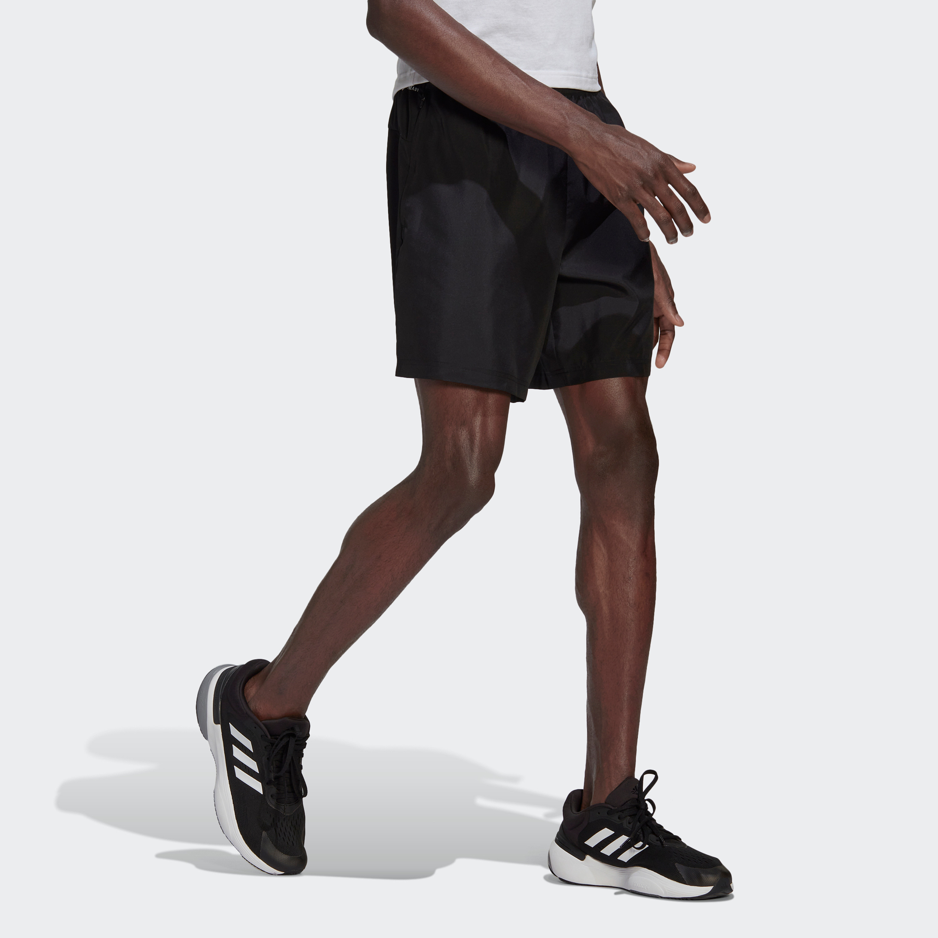 شورتس رجالي بشعار من اديداس دي2ام لوجو شورت-men-clothing-bottoms-shorts-image-5