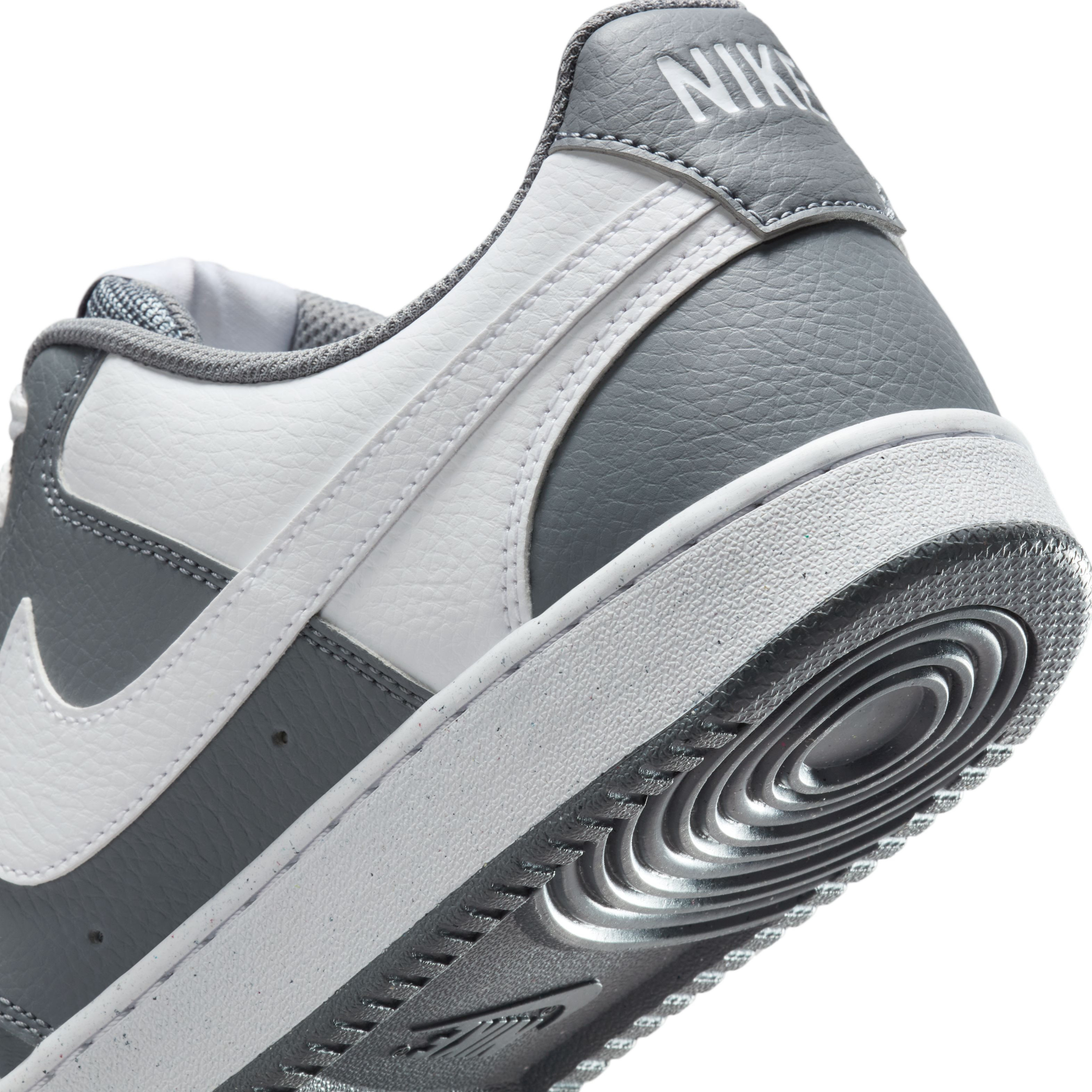 حذاء سنيكرز برباط إغلاق "كورت فيجن لو إن إن بي" للرجال من نايك-men-shoes-sneakers-image-8