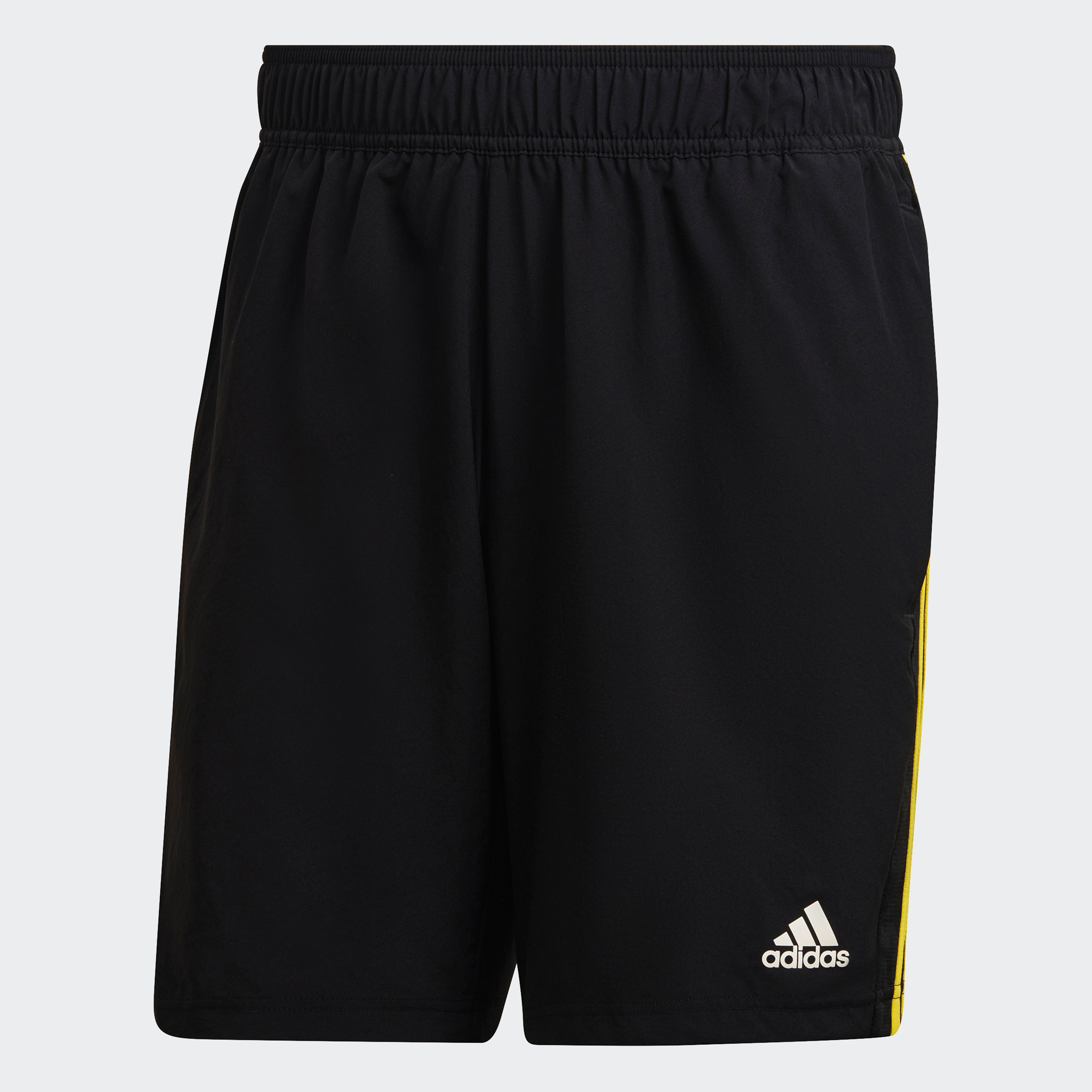 شورت رجالي من أديداس هيتشو بثلاثة خطوط-men-clothing-bottoms-shorts-image-6