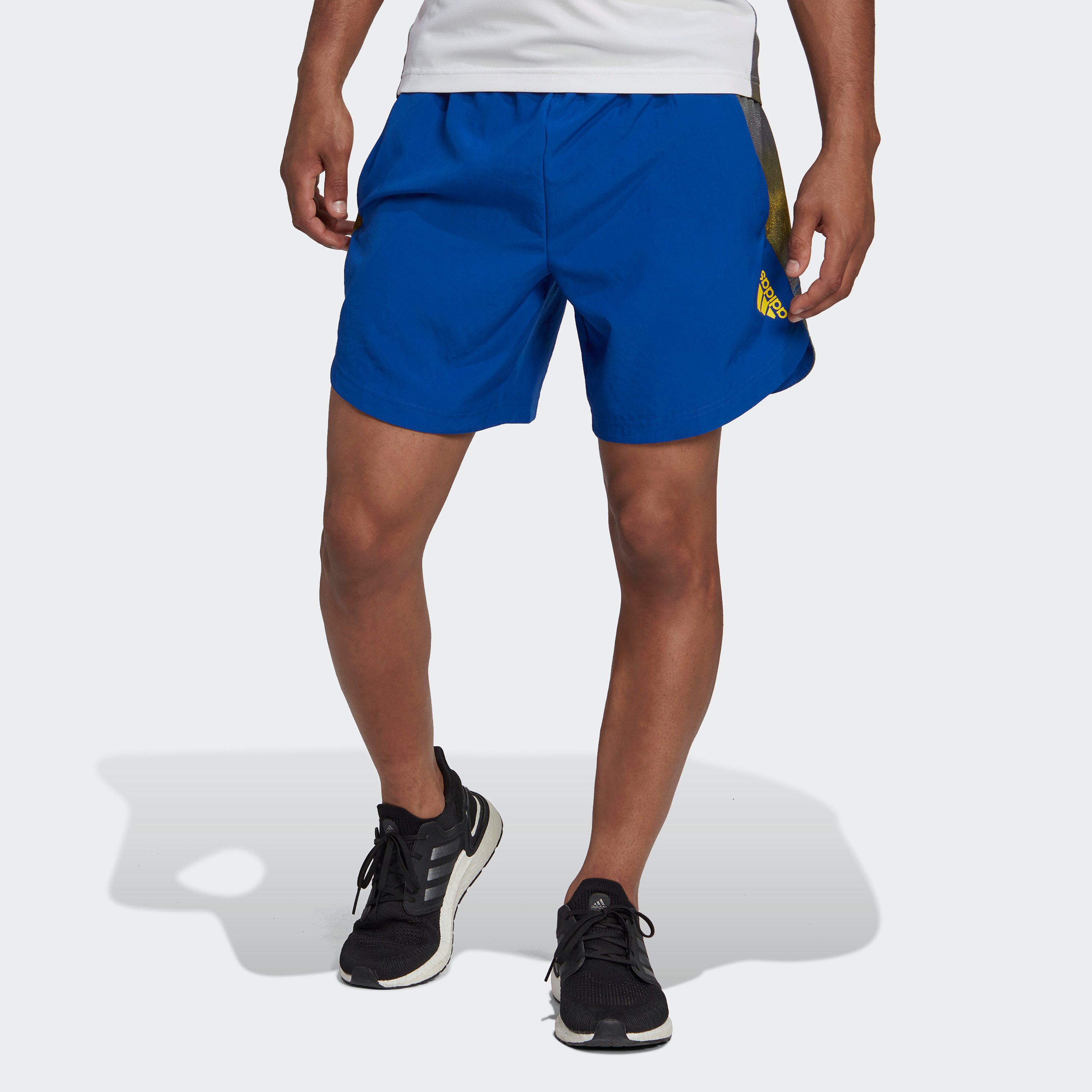 شورت أديداس هييت دي4ام جي إف شو للرجال بشعار-men-clothing-bottoms-shorts-image-1
