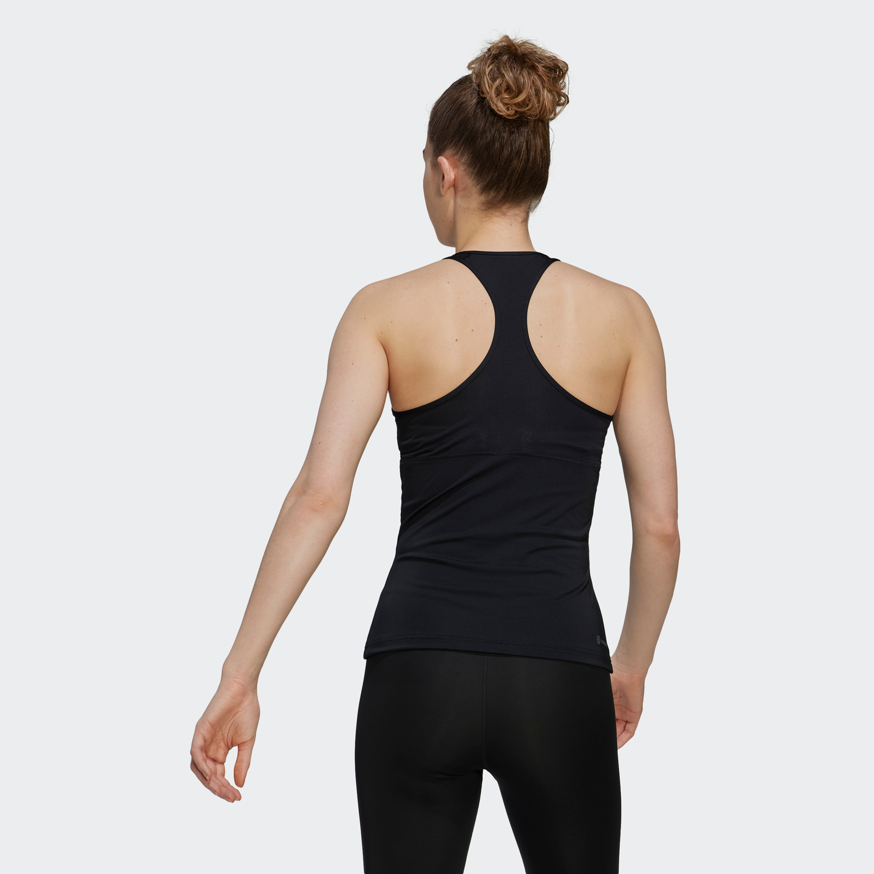  تانك توب ريسيرباك للتدريب للسيدات من اديداس | او اي-women-clothing-tshirts-image-4