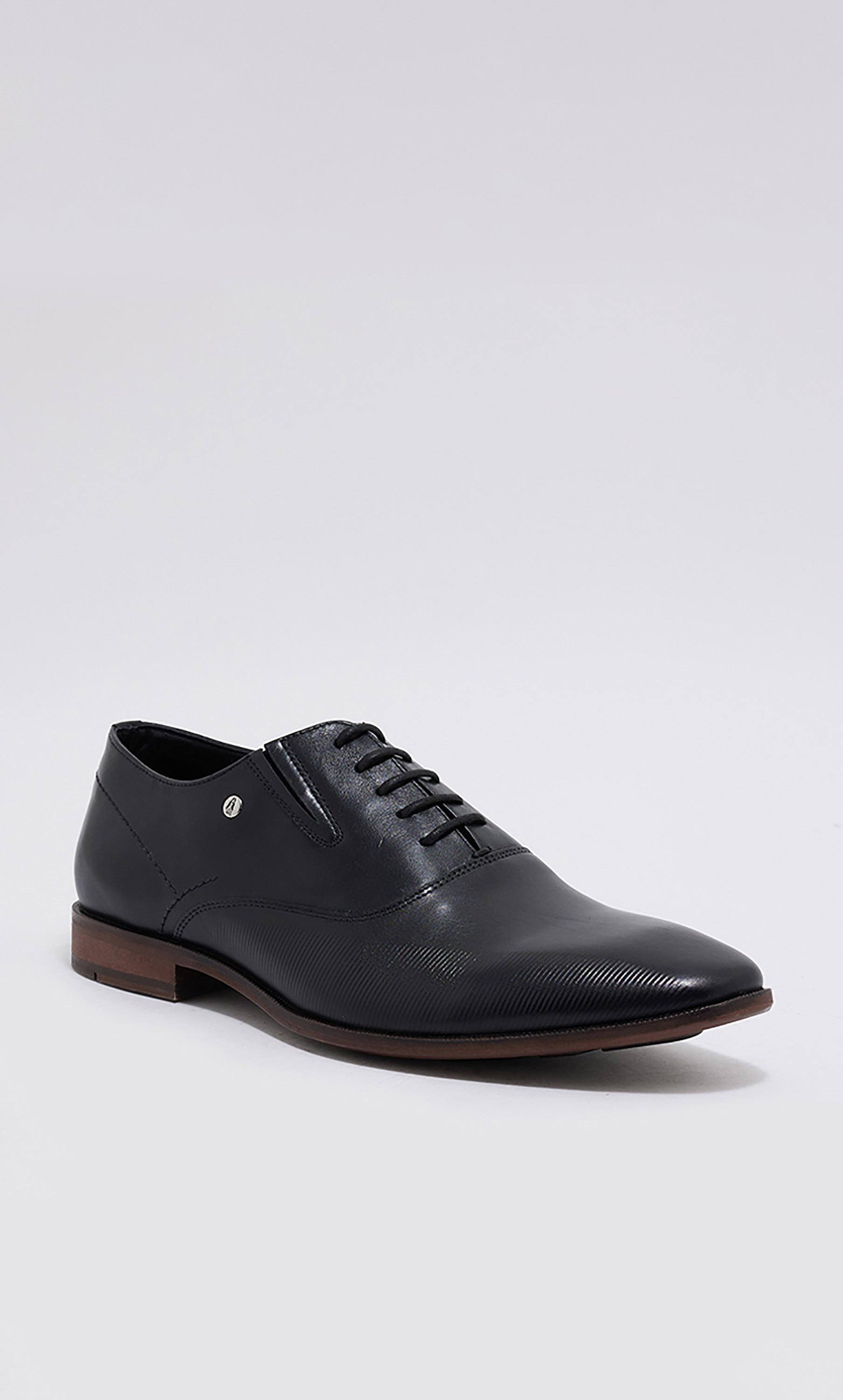 hush puppies girls study hall dress oxford material leather Shop Hush Puppies Men Chester Oxford Shoes HP02092-011 Online