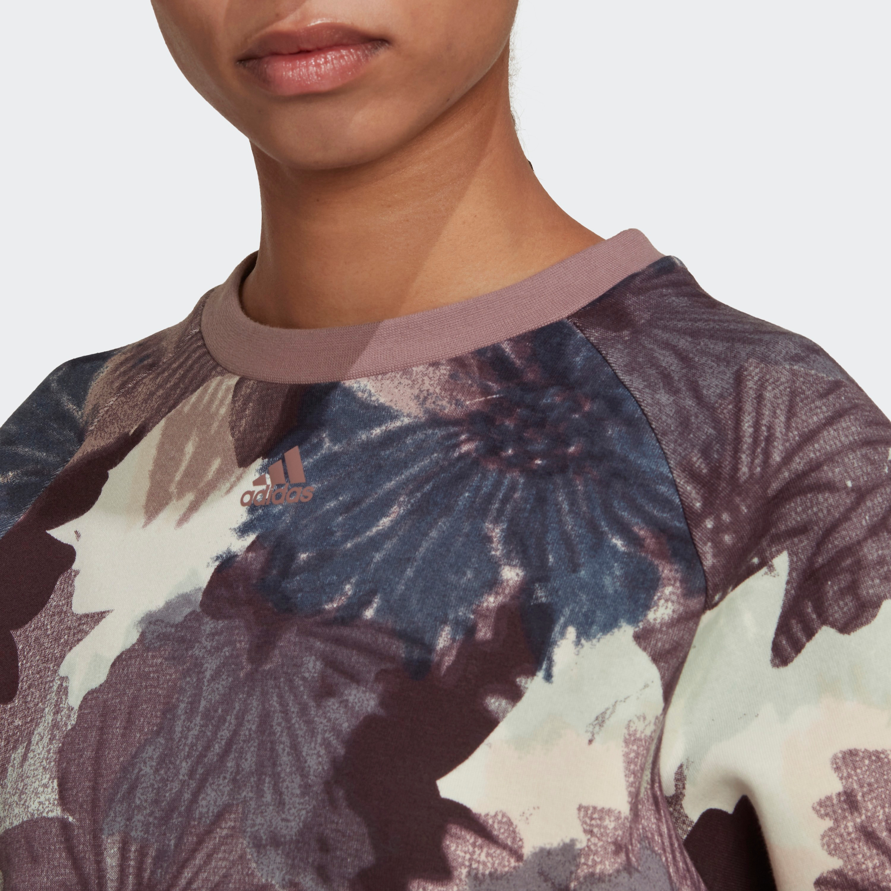  سويت شيرت نسائي مطبوع من اديداس اوب-women-clothing-hoodiesandsweatshirts-sweatshirts-image-2