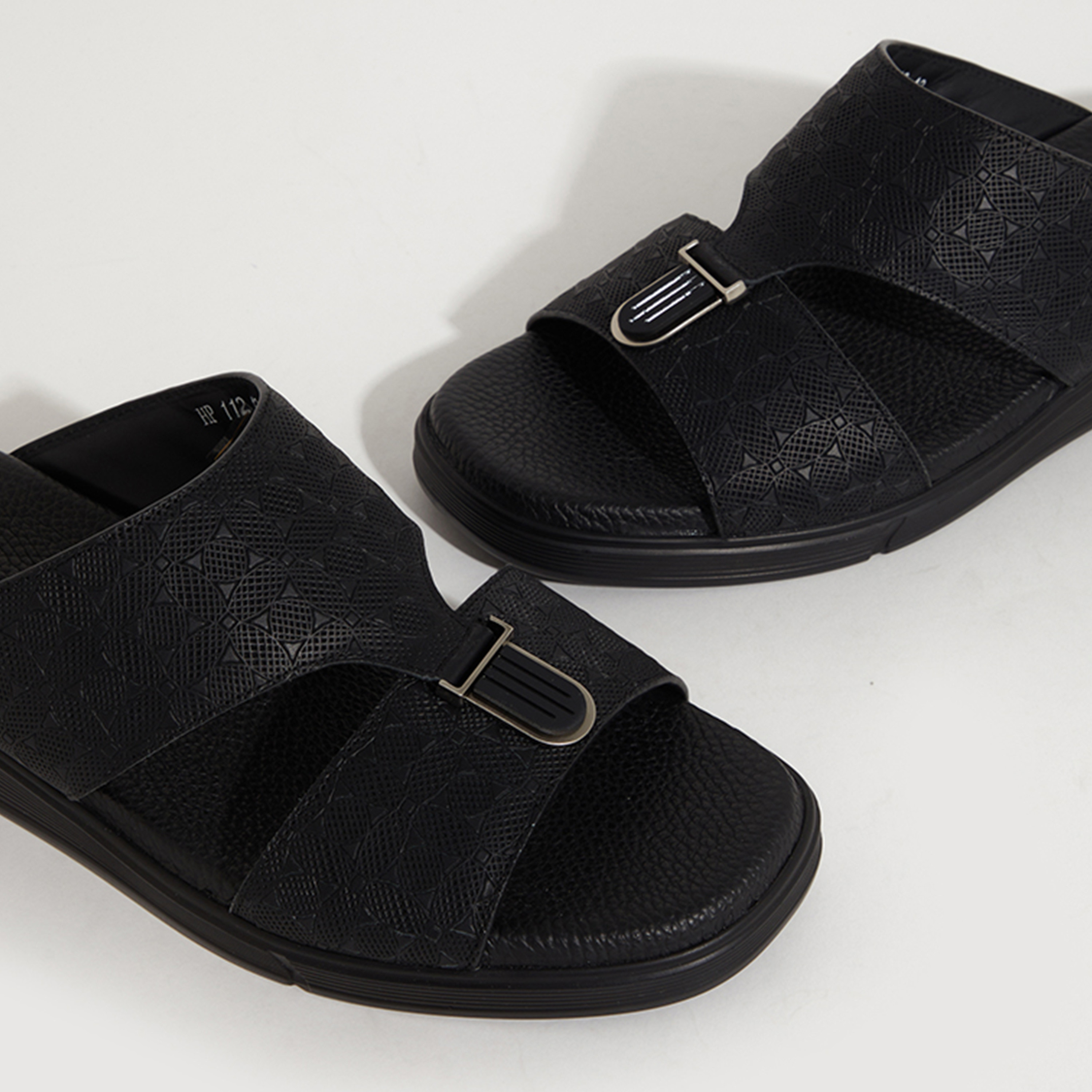 هش بابيز- صندل عربي سهل الارتداء للرجال | HP112-001-men-shoes-sandals-image-2