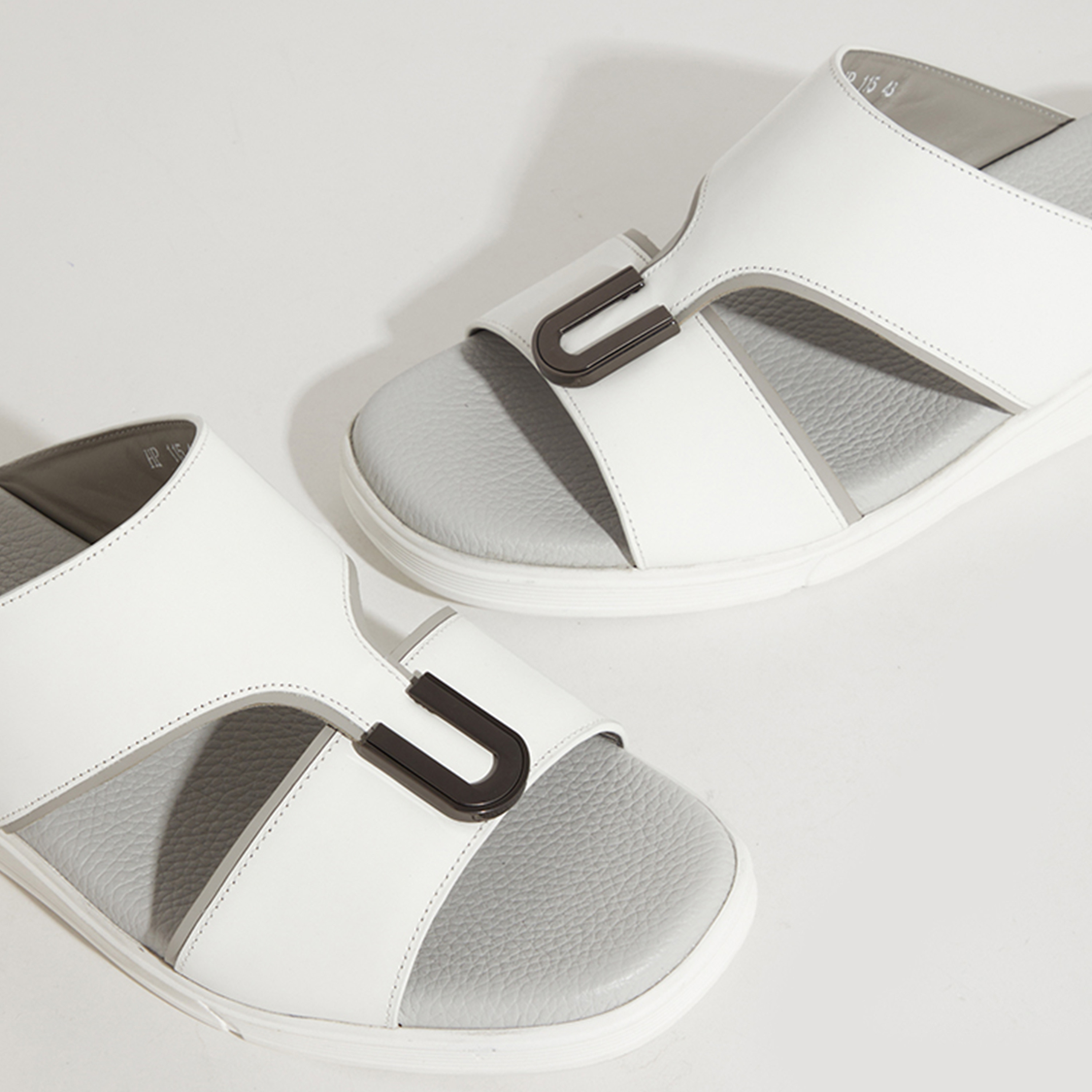 هش بابيز- صندل عربي سهل الارتداء للرجال | HP115-100-men-shoes-sandals-image-2