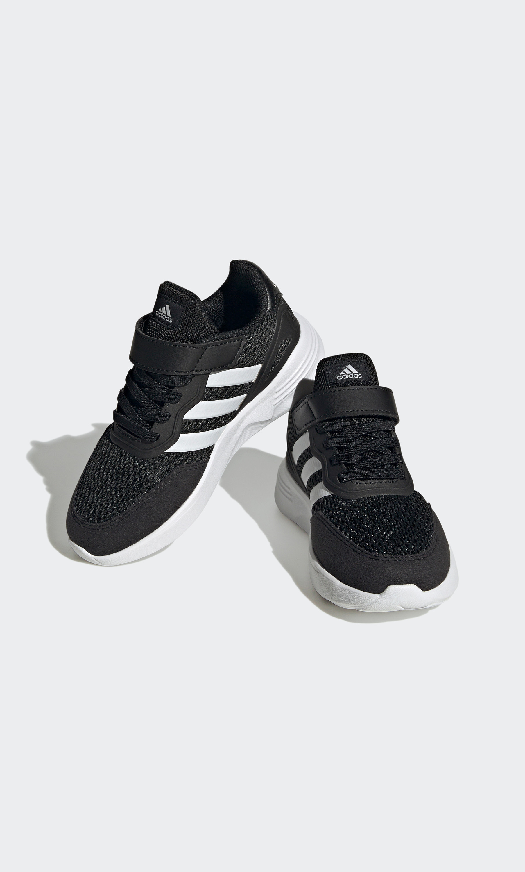 Adidas girl clearance shoes black