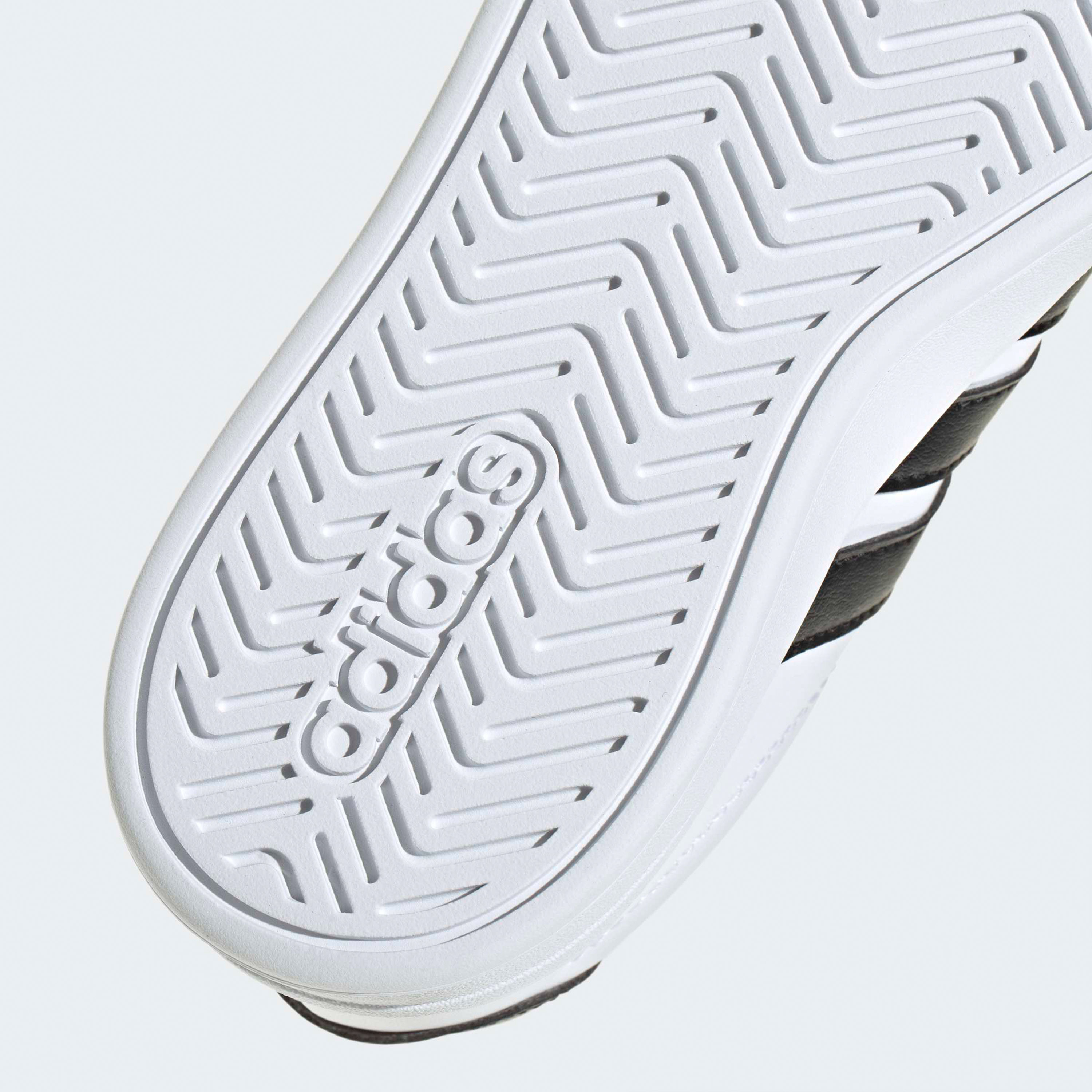حذاء سنيكرز بشريط لاصق للكاحل جراند كورت 3.0 إي إل للأطفال من أديداس-girls-shoes-sneakers-image-5