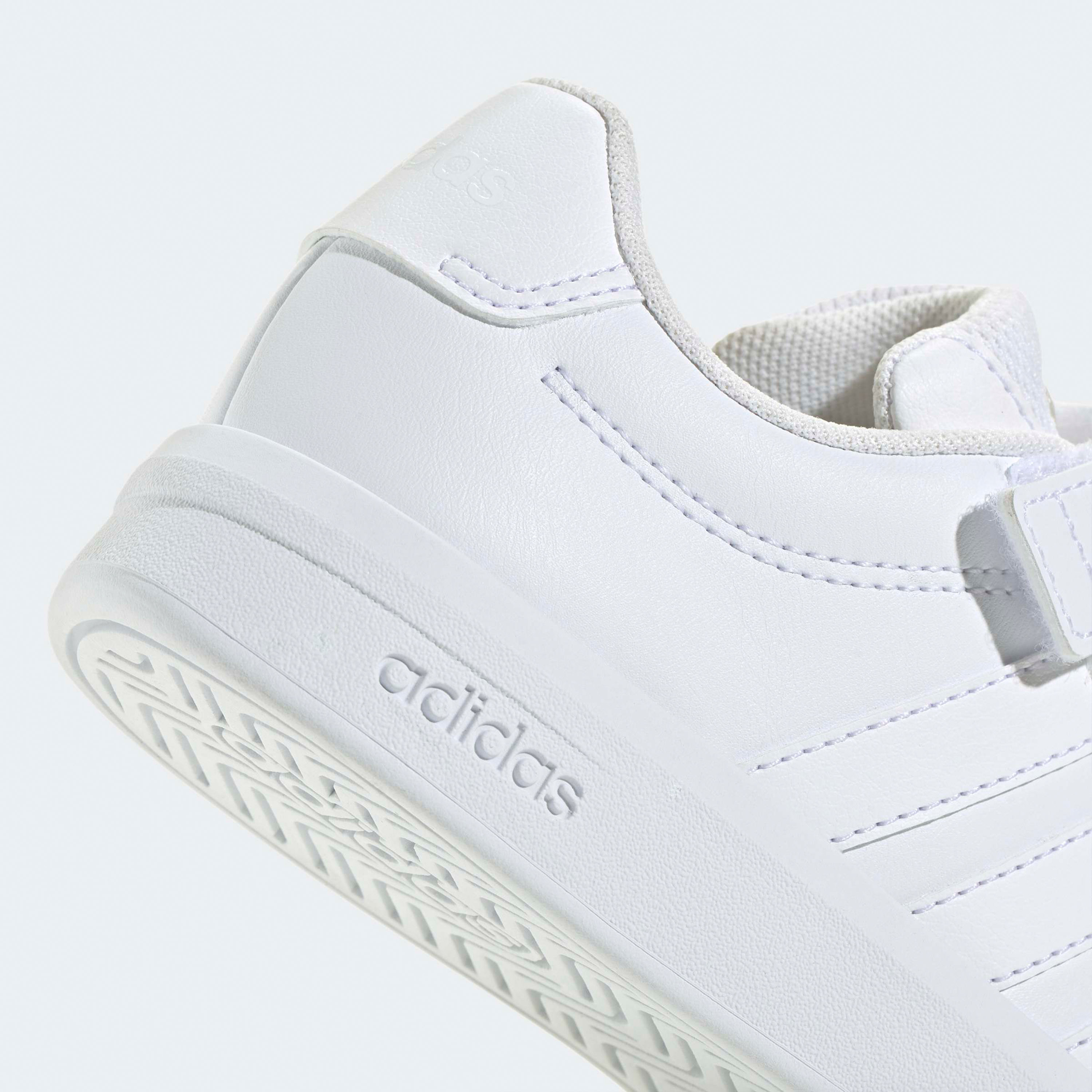 حذاء سنيكرز كاحل بشريط إغلاق جراند كورت 3.0 للأطفال من أديداس-girls-shoes-sneakers-image-5