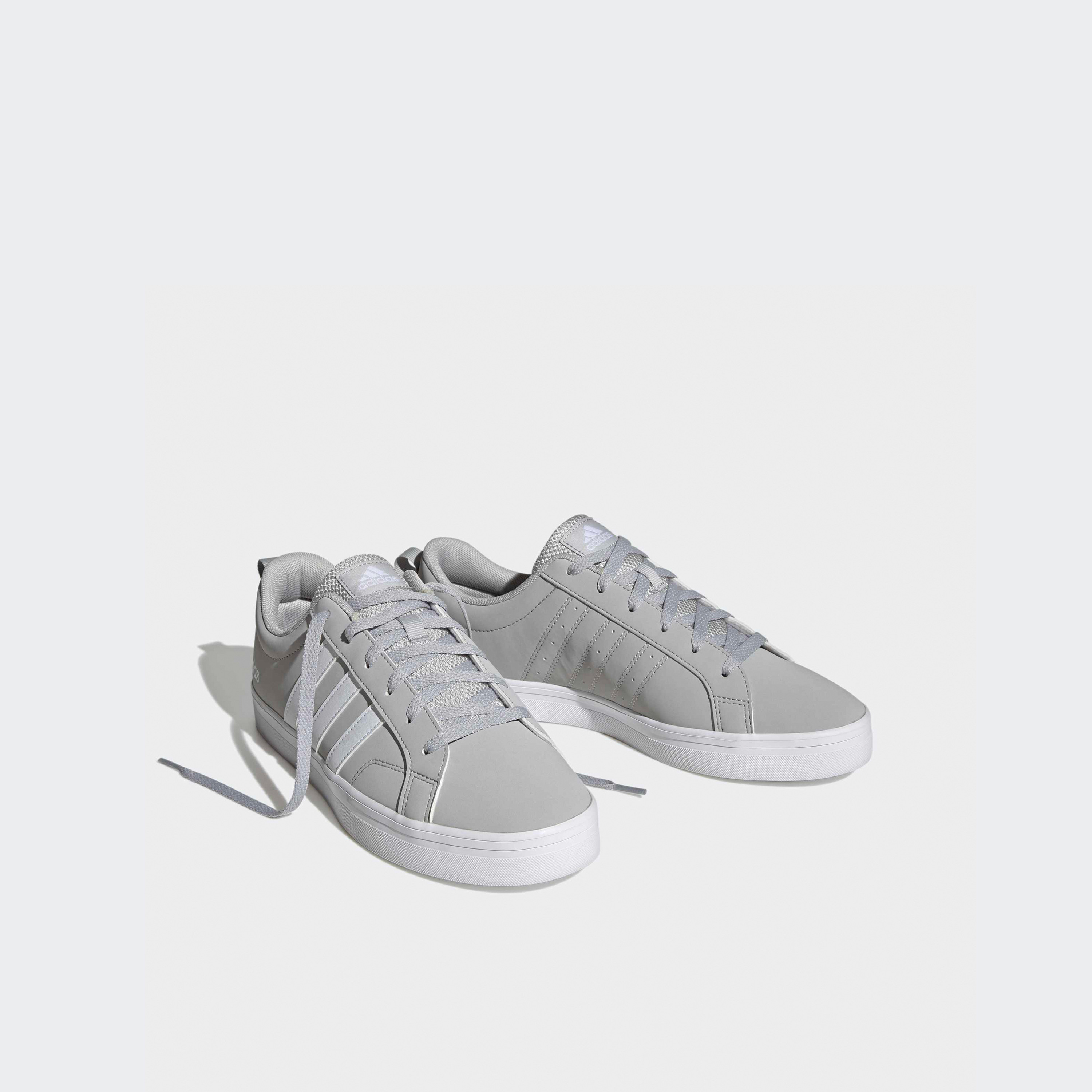 حذاء سنيكرز طول الكاحل برباط إغلاق في إس بيس 2.0 للرجال من أديداس-sports-men-shoes-image-1