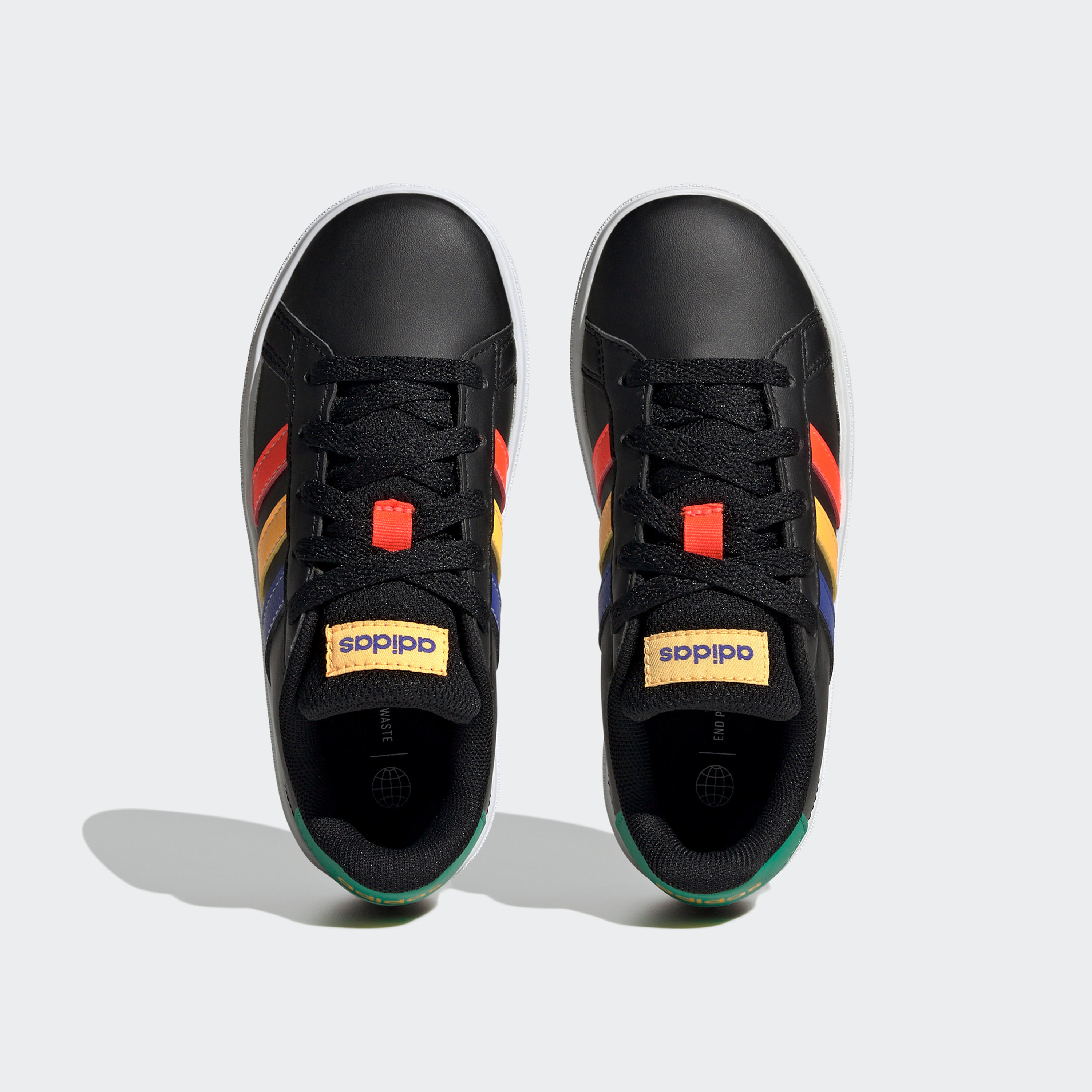 حذاء رياضي للأطفال جراند كورت لايف ستايل برباط من اديداس | او اي-sports-boys-shoes-image-4