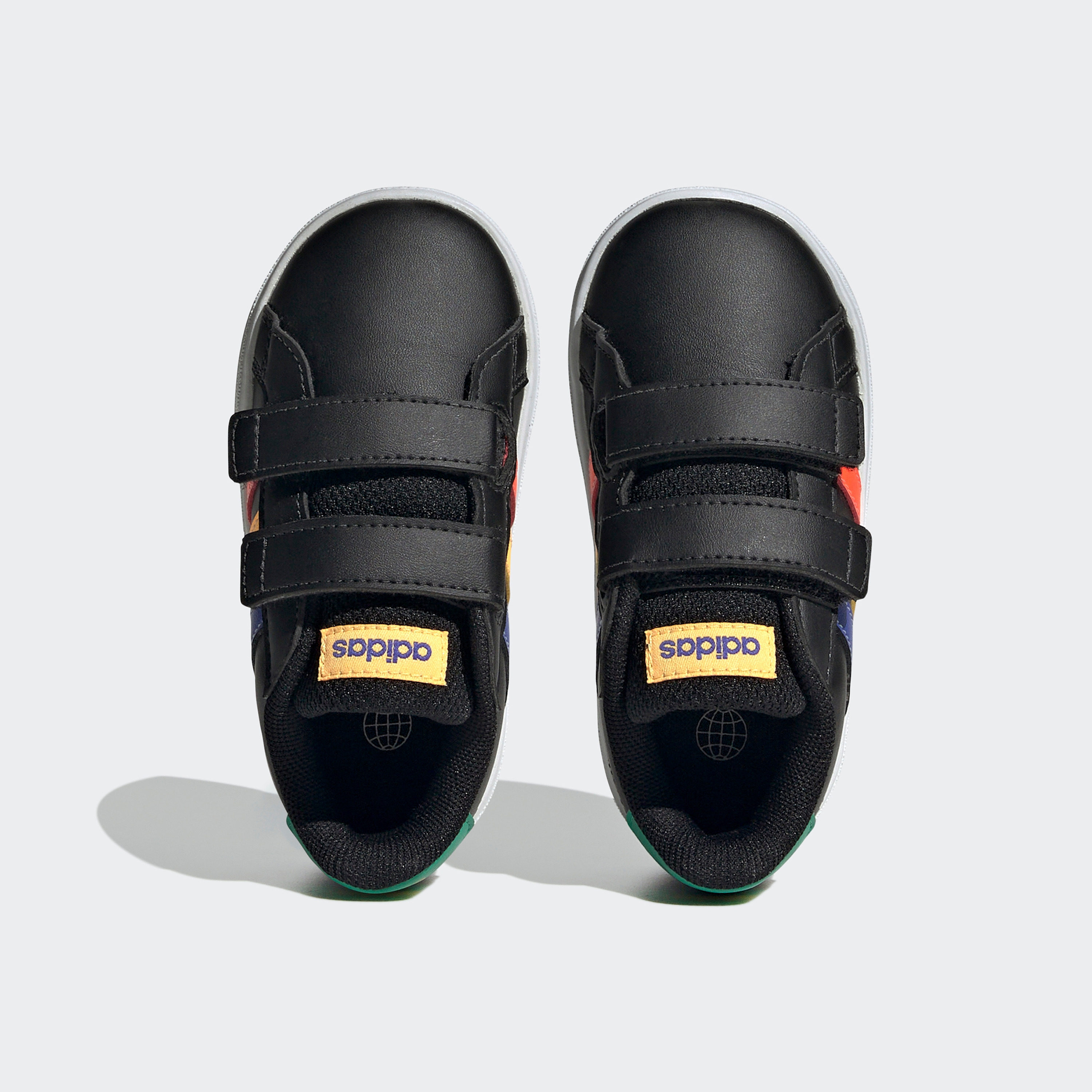 حذاء رياضي للأطفال جراند كورت لايف ستايل مزود بخطاف وحلقة من اديداس | او اي-sports-boys-shoes-image-4