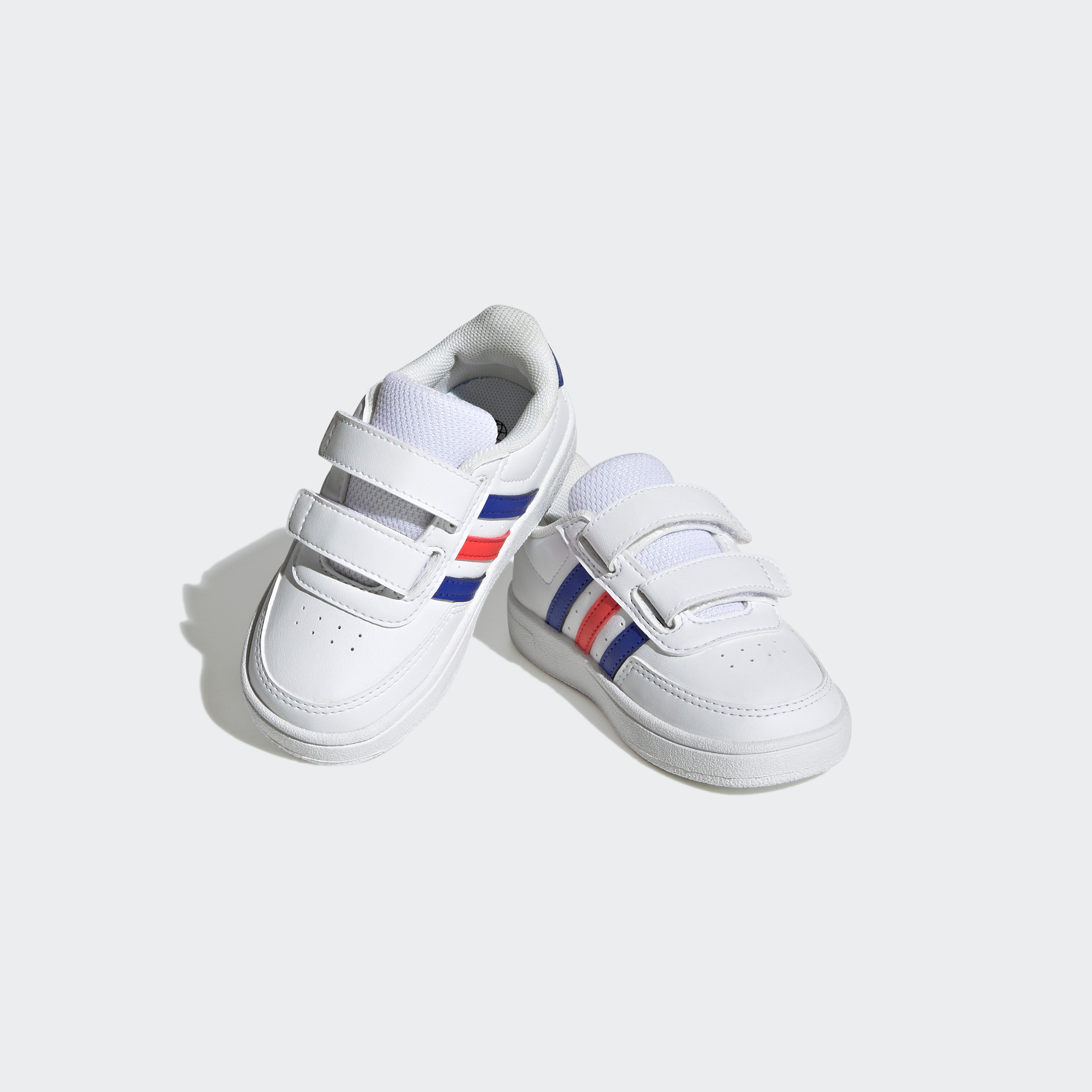 حذاء رياضي للأطفال جراند كورت لايف ستايل مزود بحزامين وخطاف-sports-boys-shoes-image-1