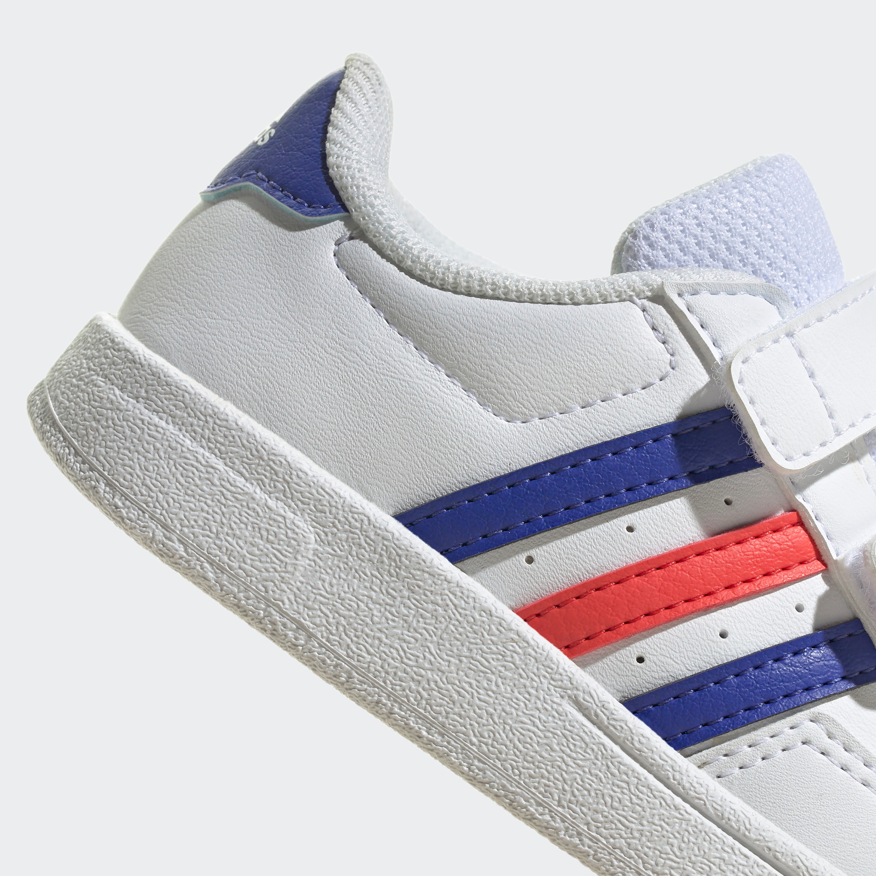 حذاء رياضي للأطفال جراند كورت لايف ستايل مزود بحزامين وخطاف-sports-boys-shoes-image-7
