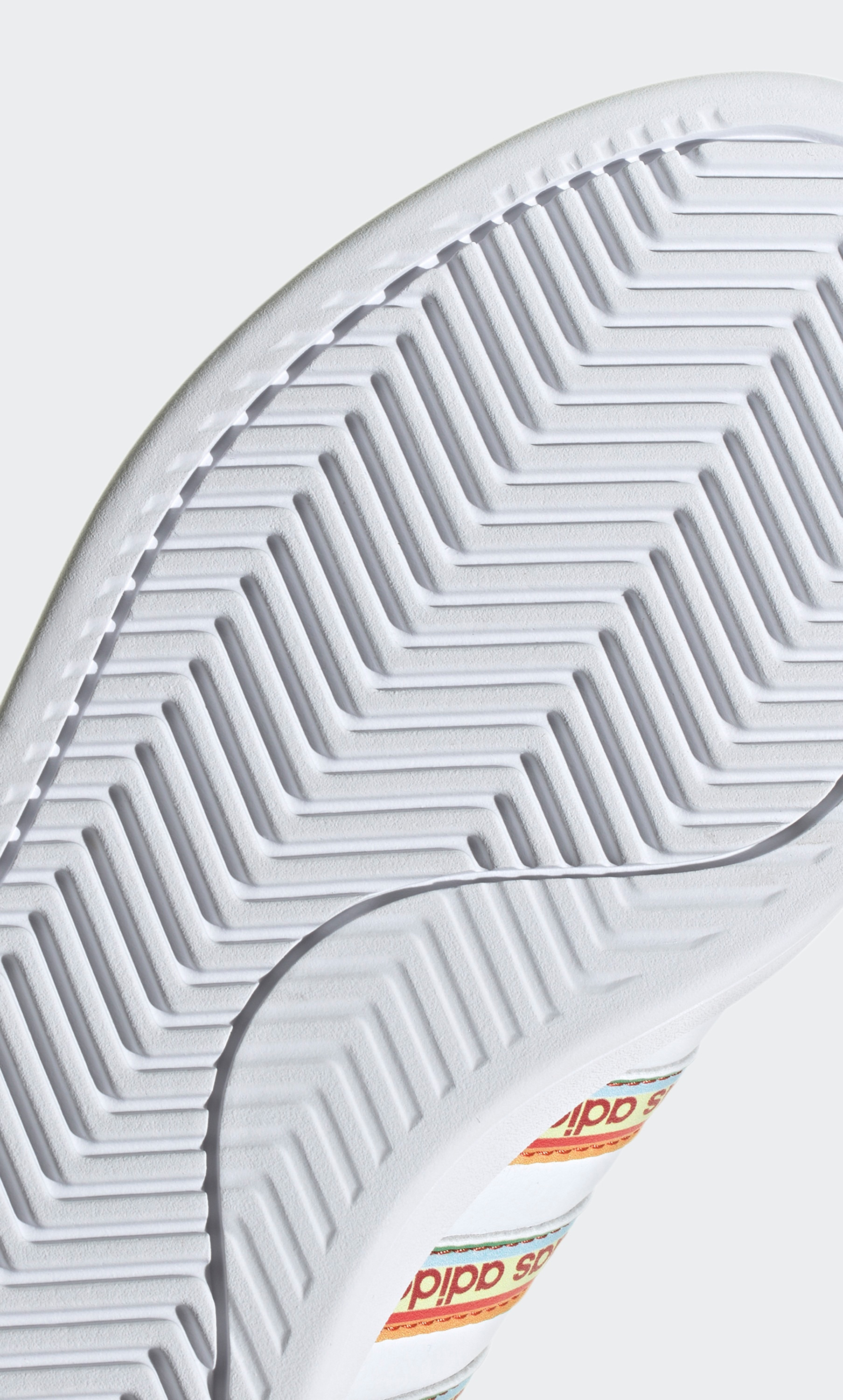 HP9412 حذاء رياضي للسيدات جراند كورت 2.0 من اديداس-sports-women-shoes-image-7