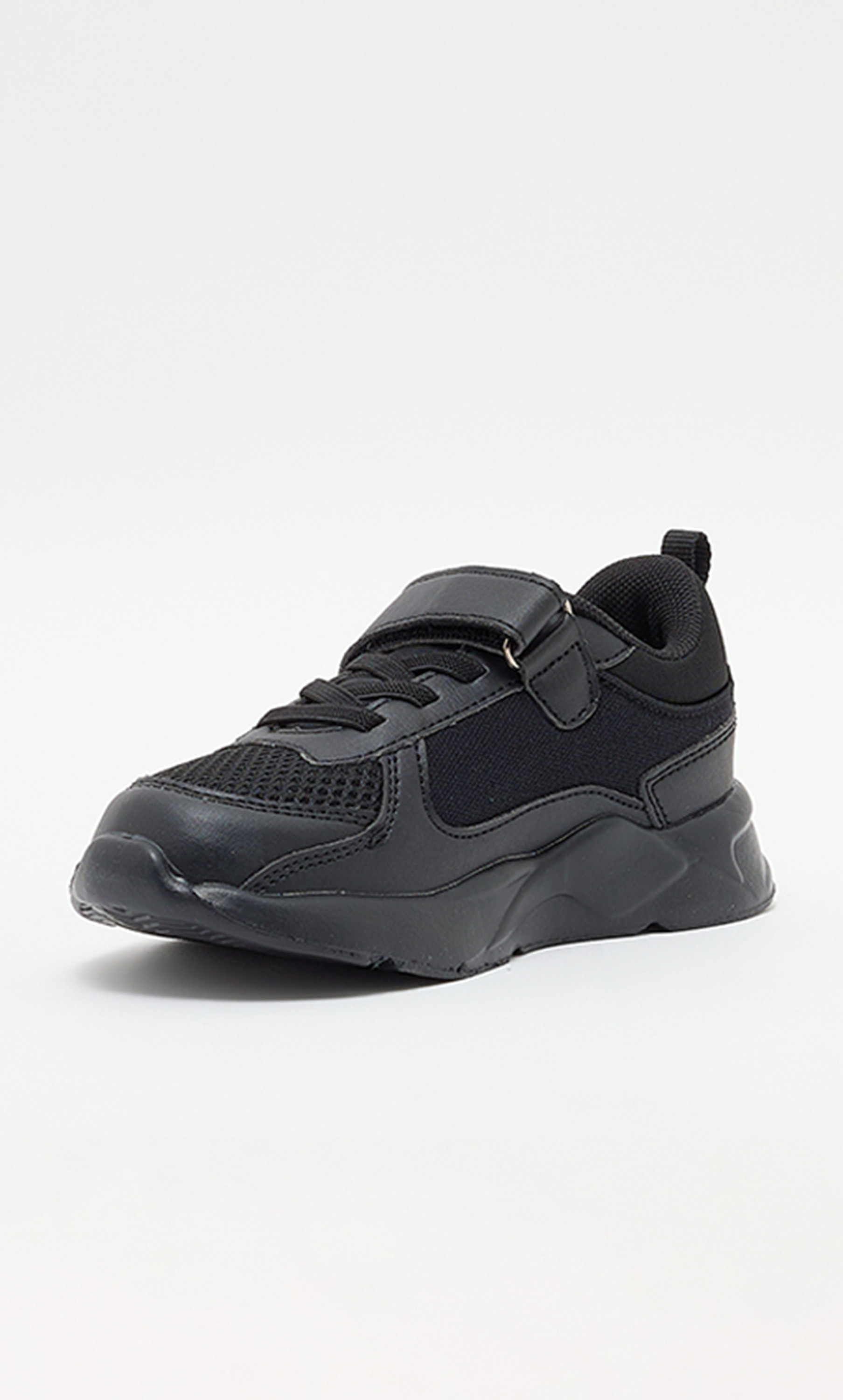 HPK-SS23-007 حذاء رياضي للأطفال برقبة منخفضة من هاش بابيز -boys-shoes-schoolshoes-image-2