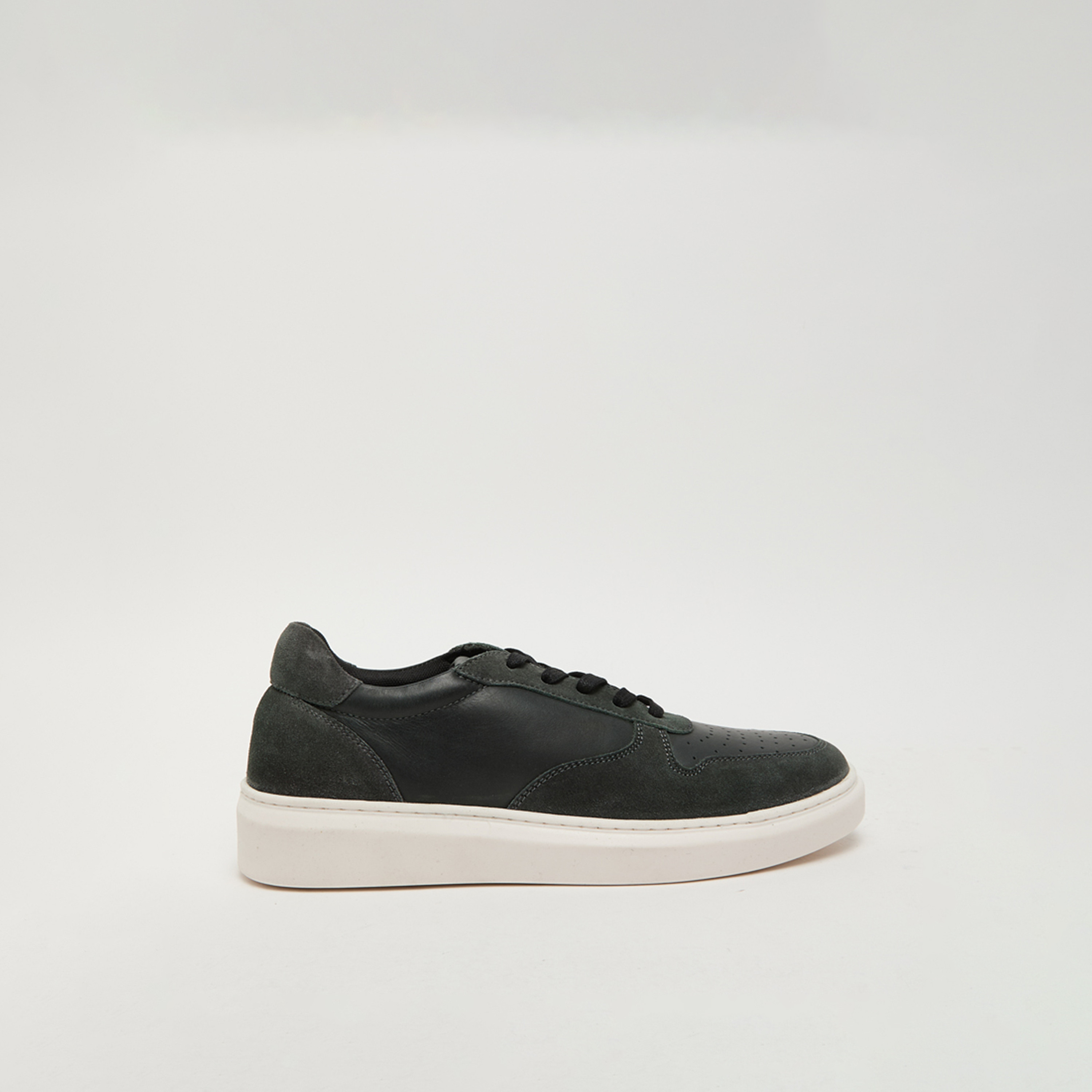 هاش بابيز - حذاء رياضي رجالي برباط للكاحل | HPM-ROJAK4-men-shoes-sneakers-image-1